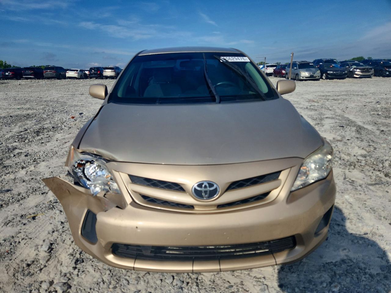 2012 Toyota Corolla Le Gold vin: 2T1BU4EE5CC885752