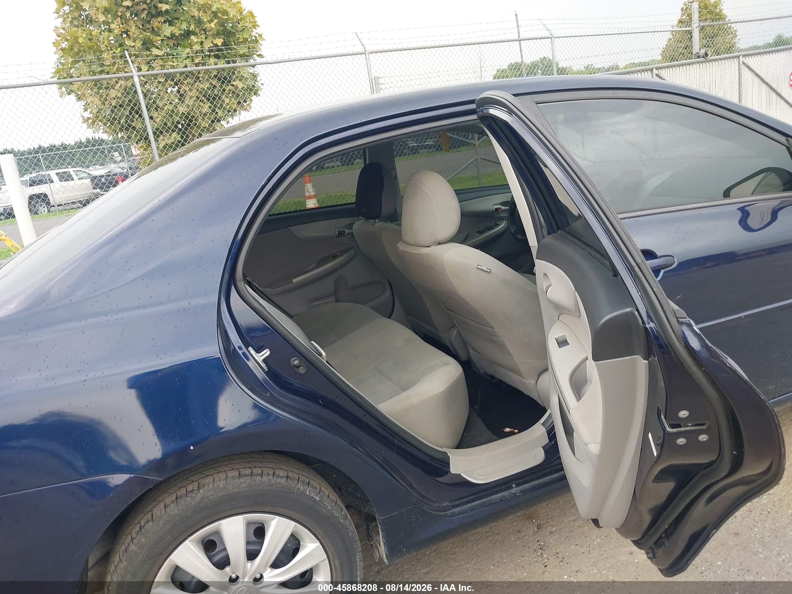 2012 Toyota Corolla Le Blue vin: 2T1BU4EE5CC916868