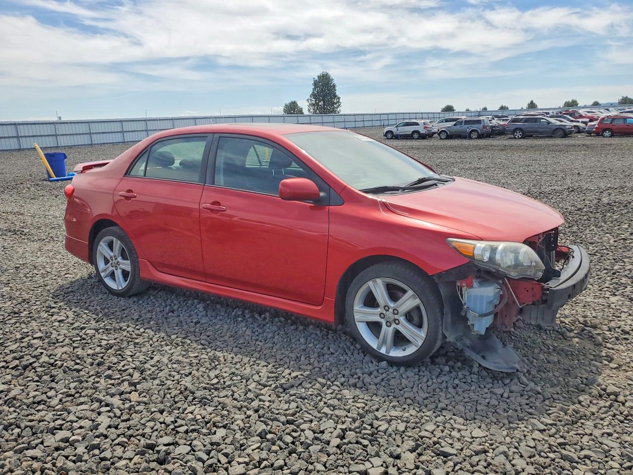 2013 Toyota Corolla S Red vin: 2T1BU4EE5DC002377