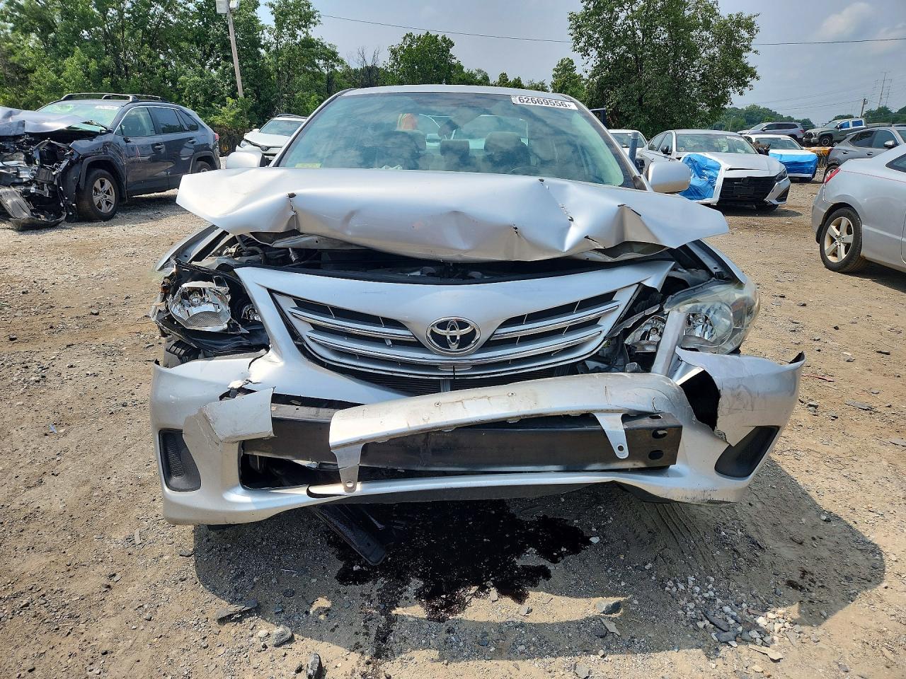 2013 Toyota Corolla Le Silver vin: 2T1BU4EE5DC022497