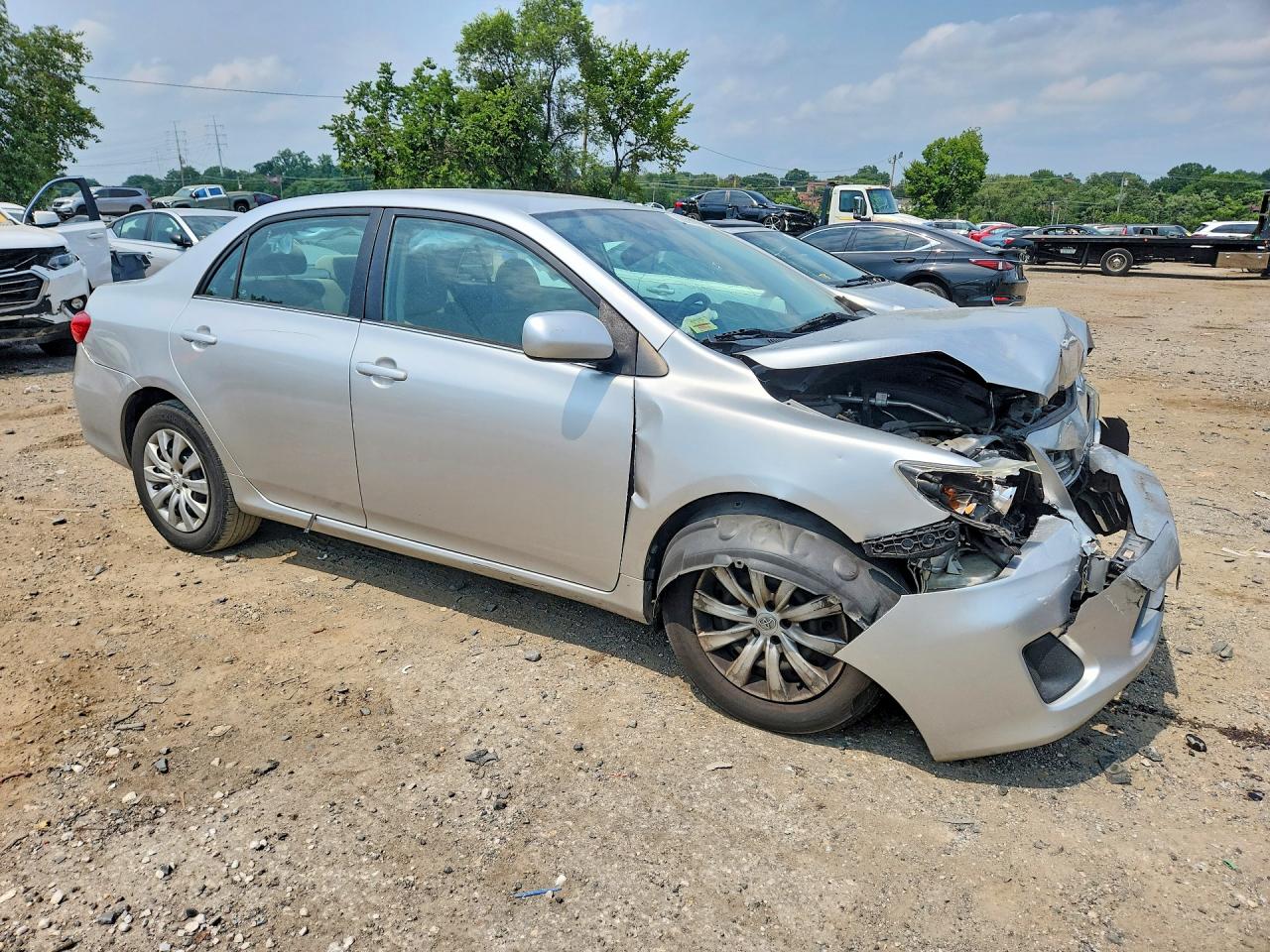 2013 Toyota Corolla Le Silver vin: 2T1BU4EE5DC022497