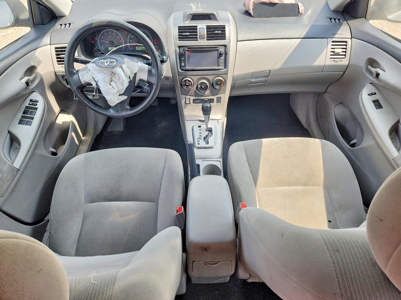 2013 Toyota Corolla Le Silver vin: 2T1BU4EE5DC022497