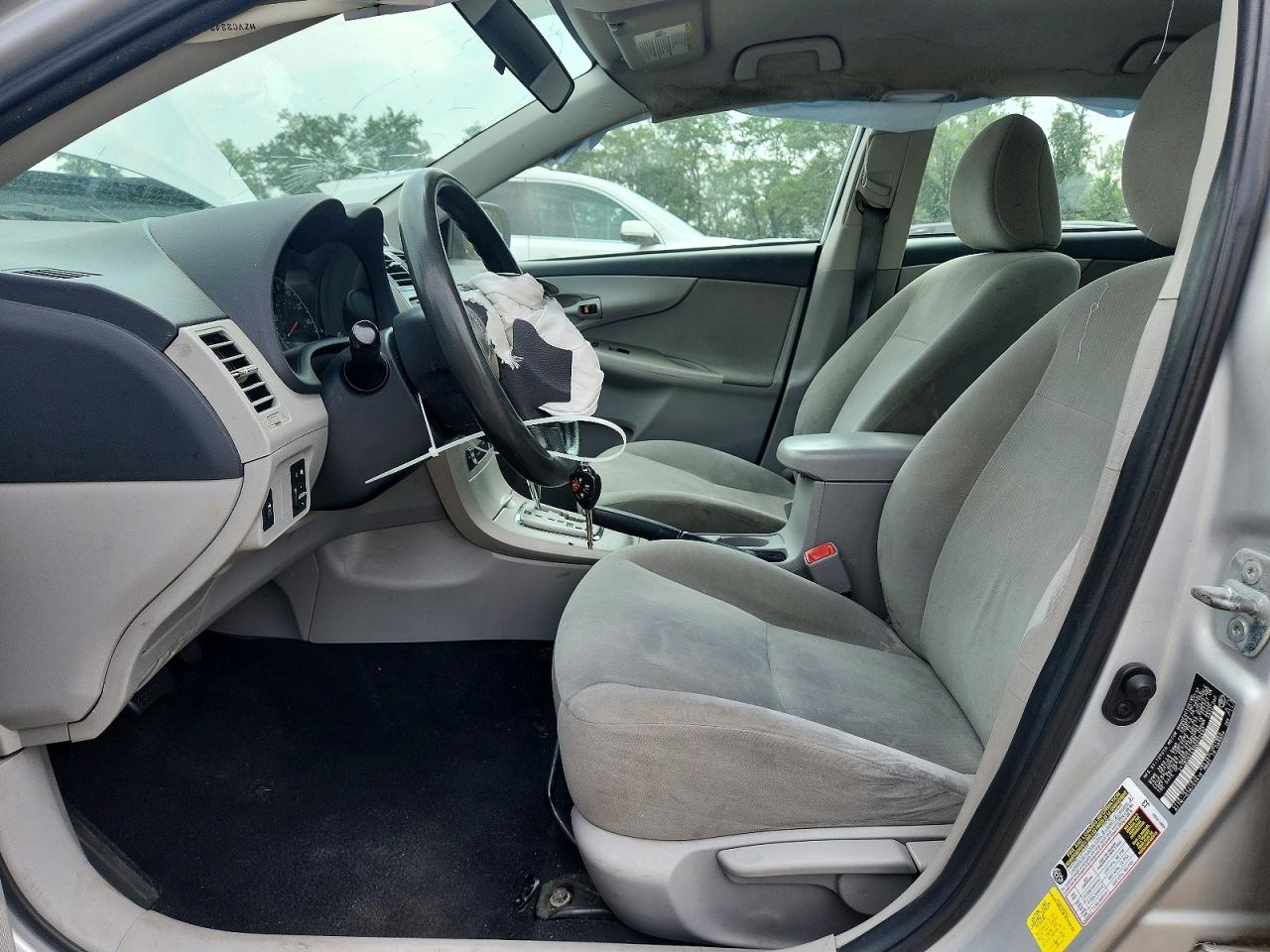 2013 Toyota Corolla Le Silver vin: 2T1BU4EE5DC022497