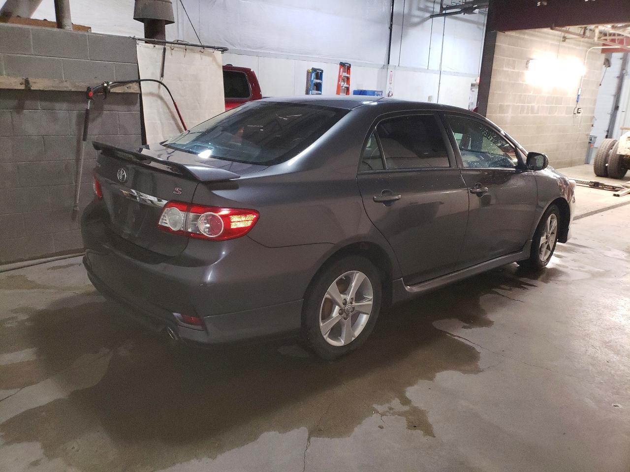 2013 Toyota Corolla S Gray vin: 2T1BU4EE5DC025108