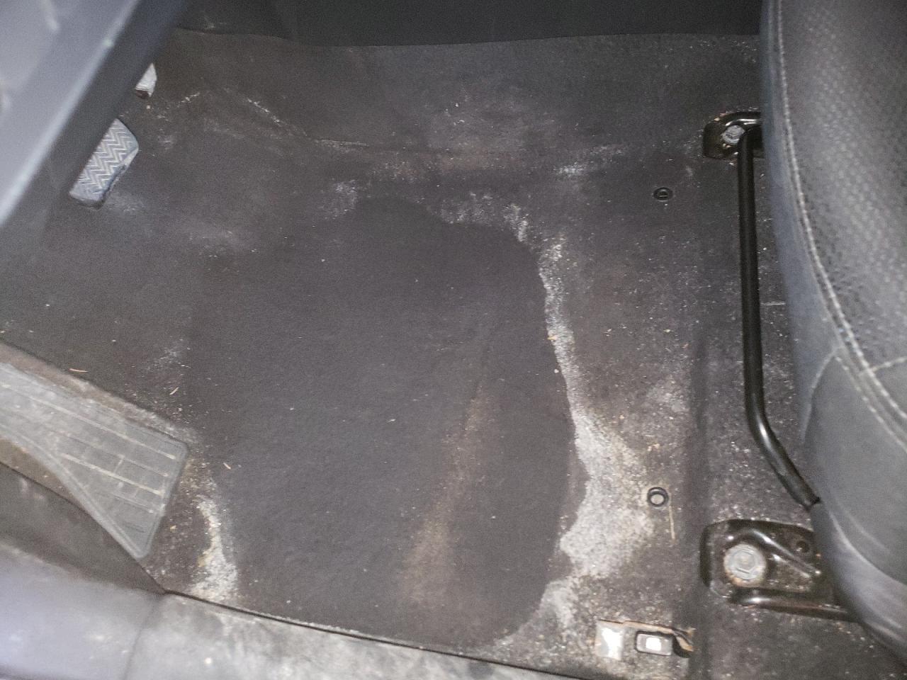 2013 Toyota Corolla S Gray vin: 2T1BU4EE5DC025108 Damage: Left Front Carpet, Stained, Permanent