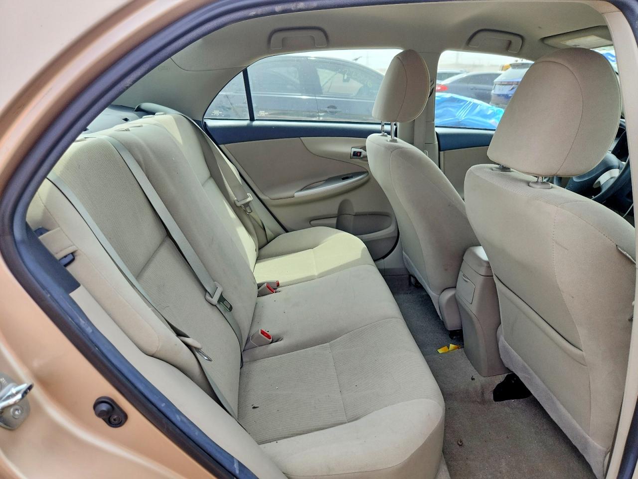 2013 Toyota Corolla Le Tan vin: 2T1BU4EE5DC045617