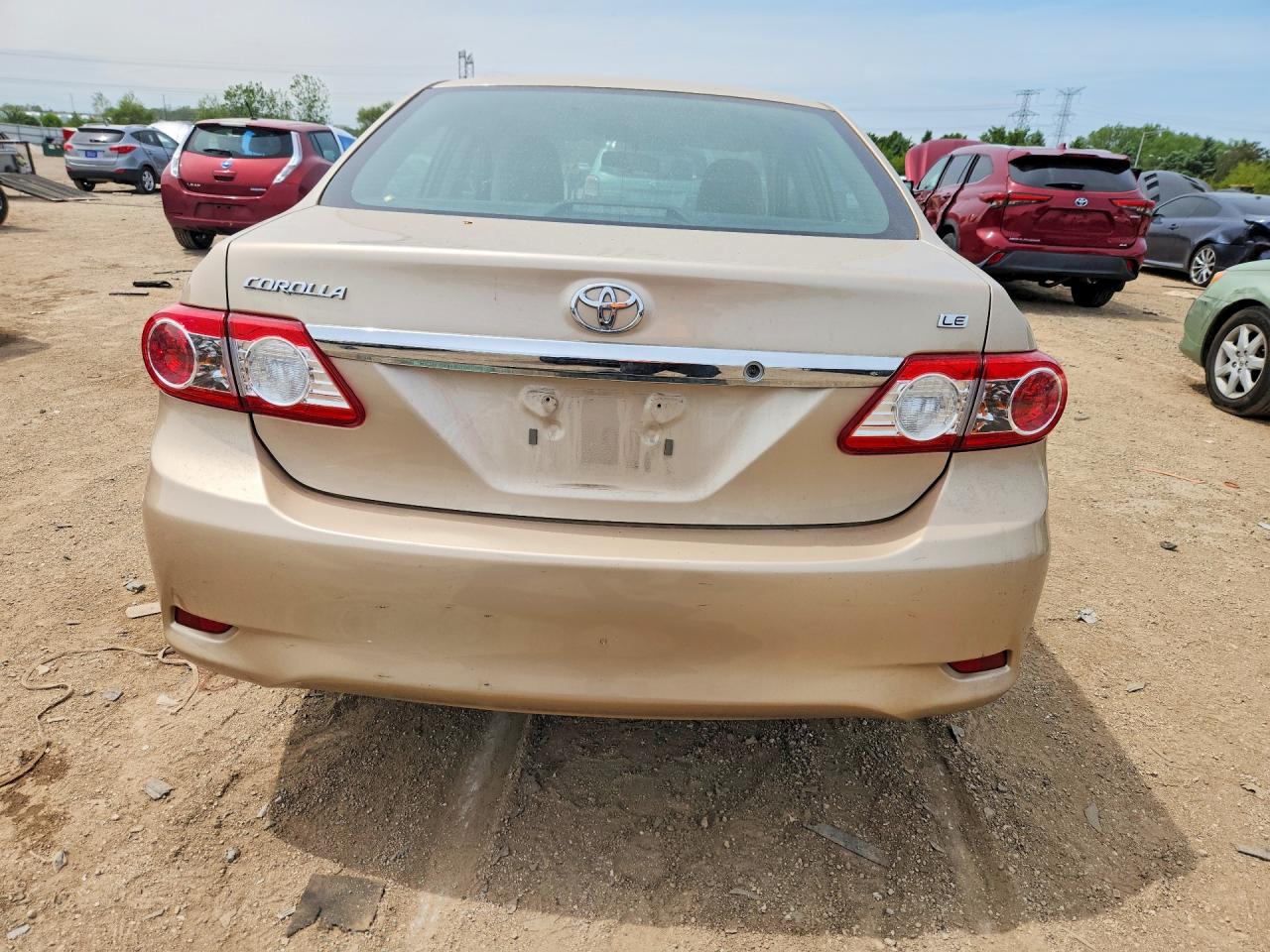 2013 Toyota Corolla Le Tan vin: 2T1BU4EE5DC045617