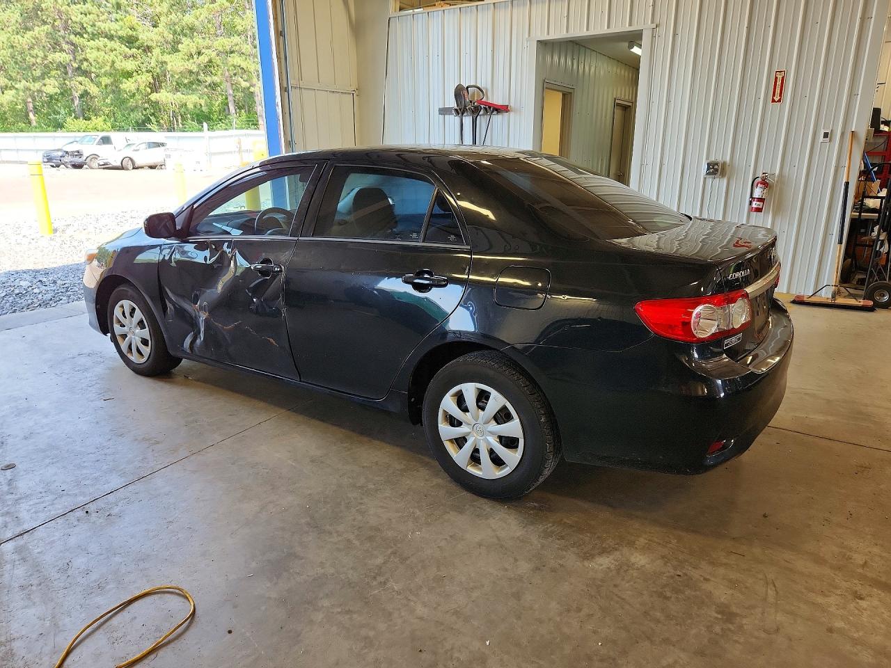2013 Toyota Corolla L Black vin: 2T1BU4EE5DC047934