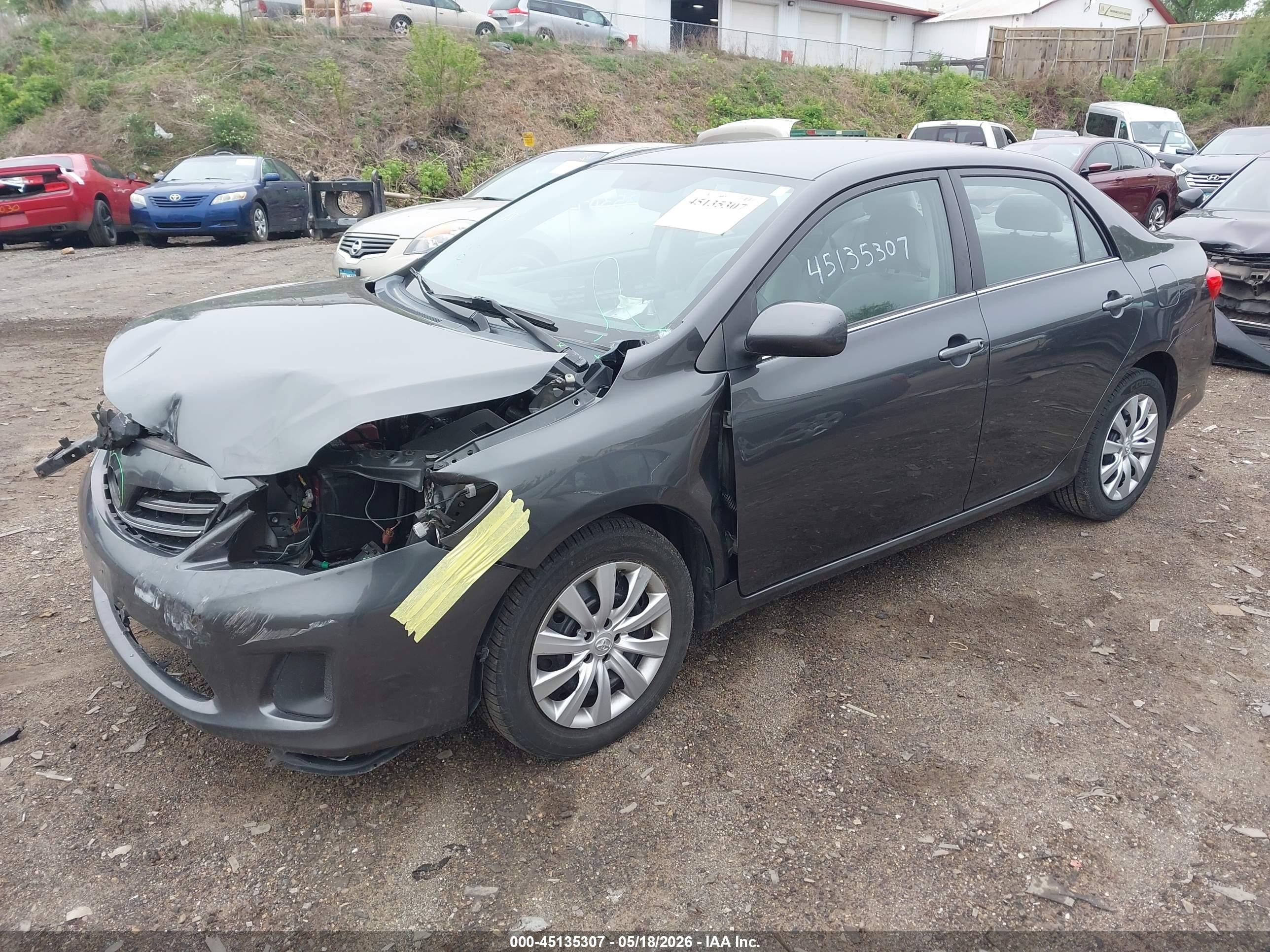 2013 Toyota Corolla Le Gray vin: 2T1BU4EE5DC066211