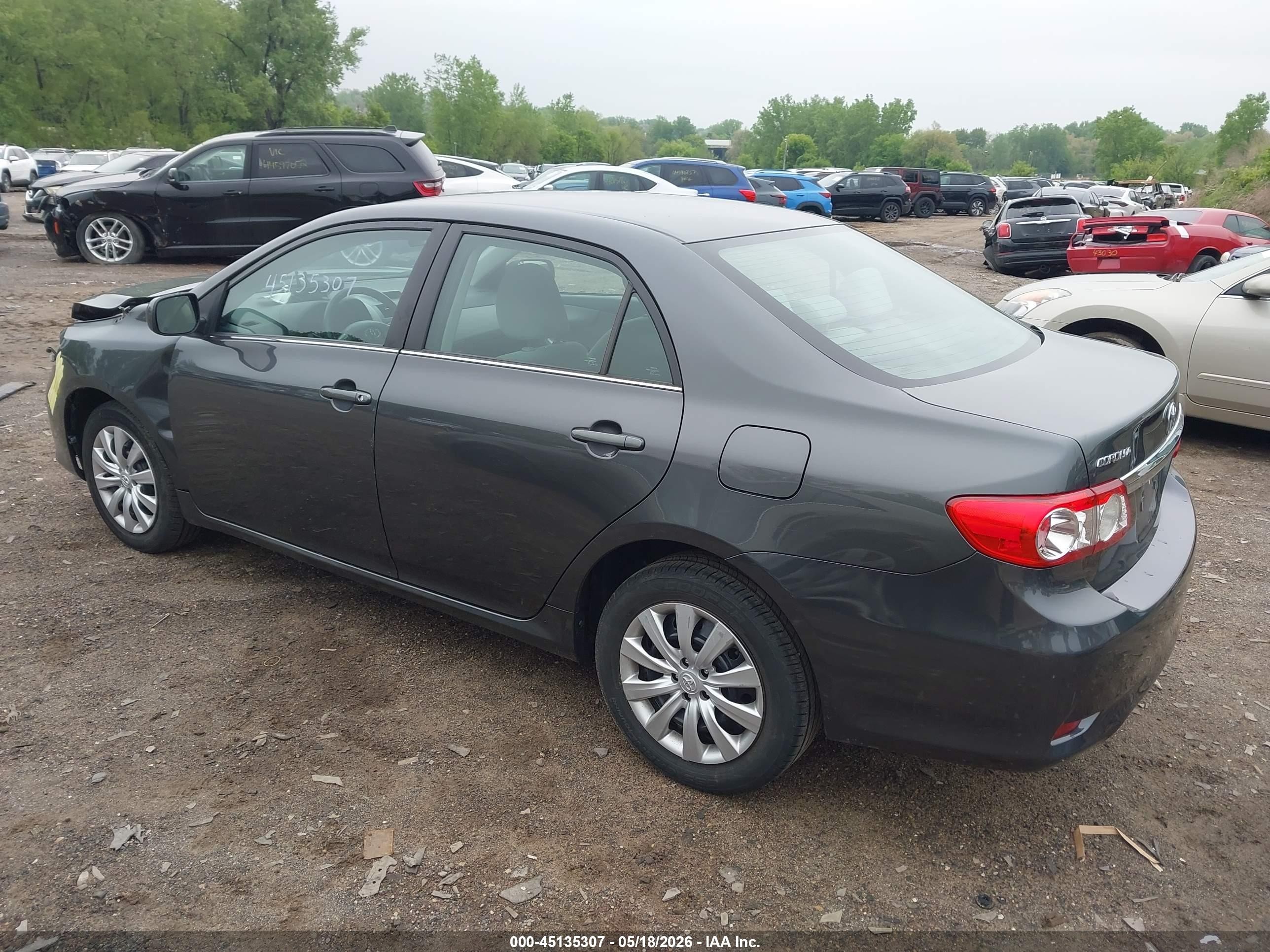 2013 Toyota Corolla Le Gray vin: 2T1BU4EE5DC066211