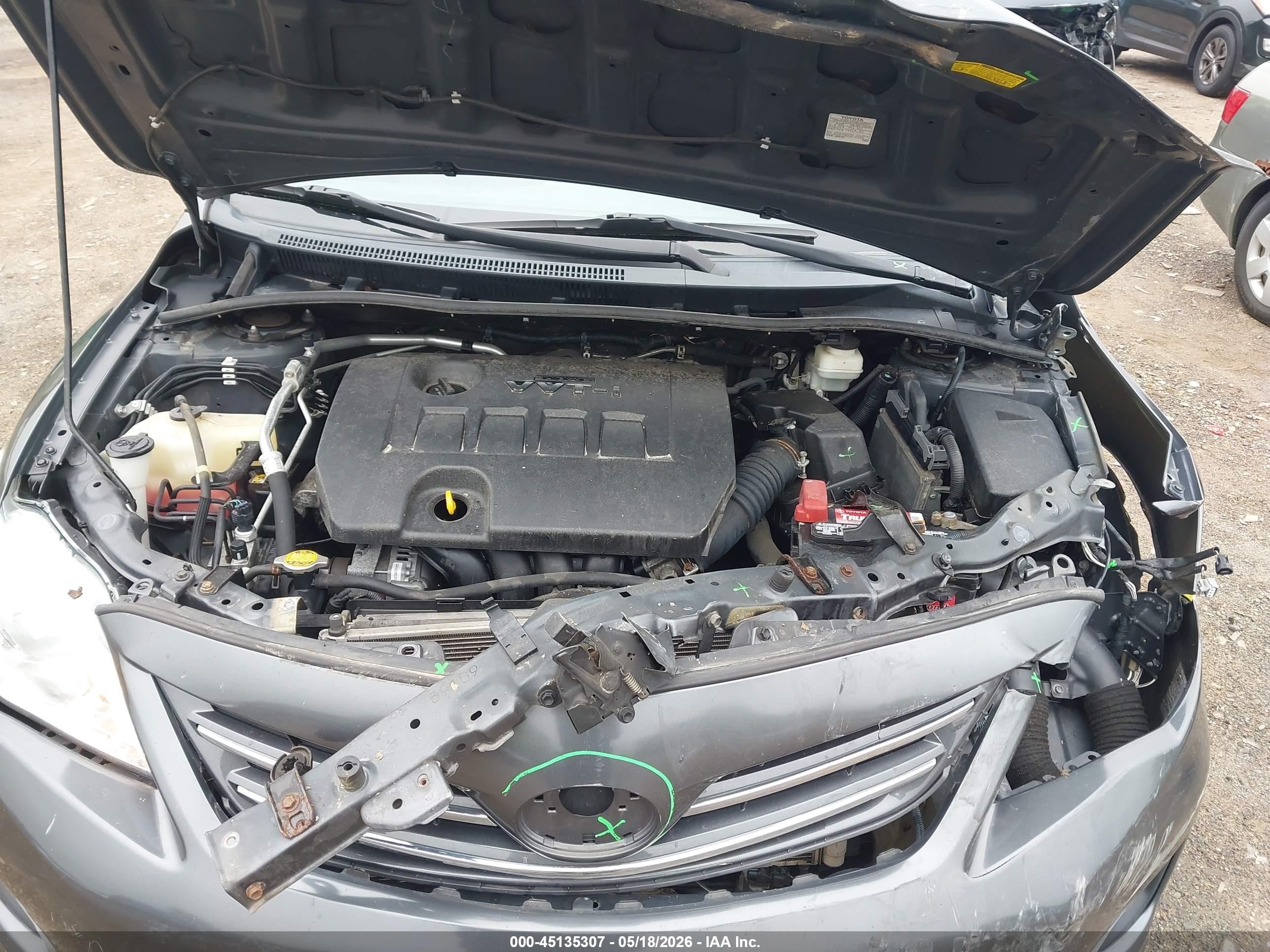 2013 Toyota Corolla Le Gray vin: 2T1BU4EE5DC066211