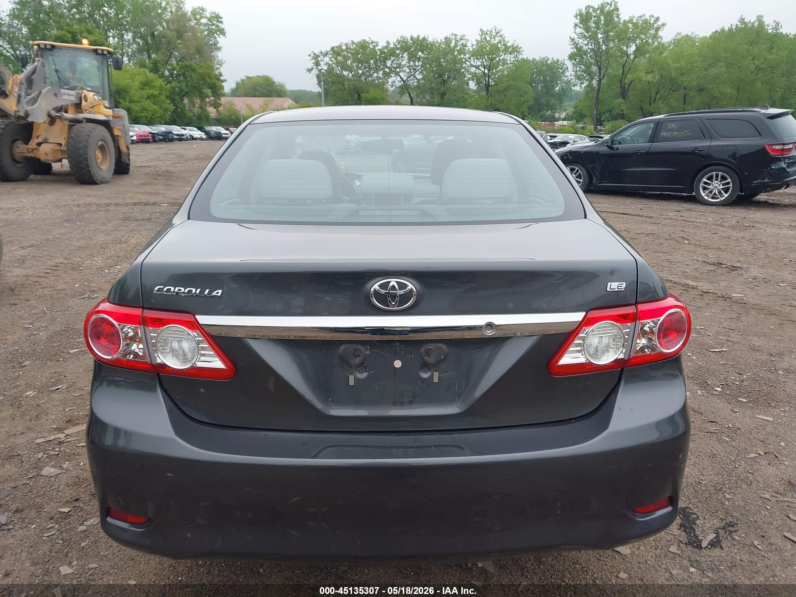 2013 Toyota Corolla Le Gray vin: 2T1BU4EE5DC066211
