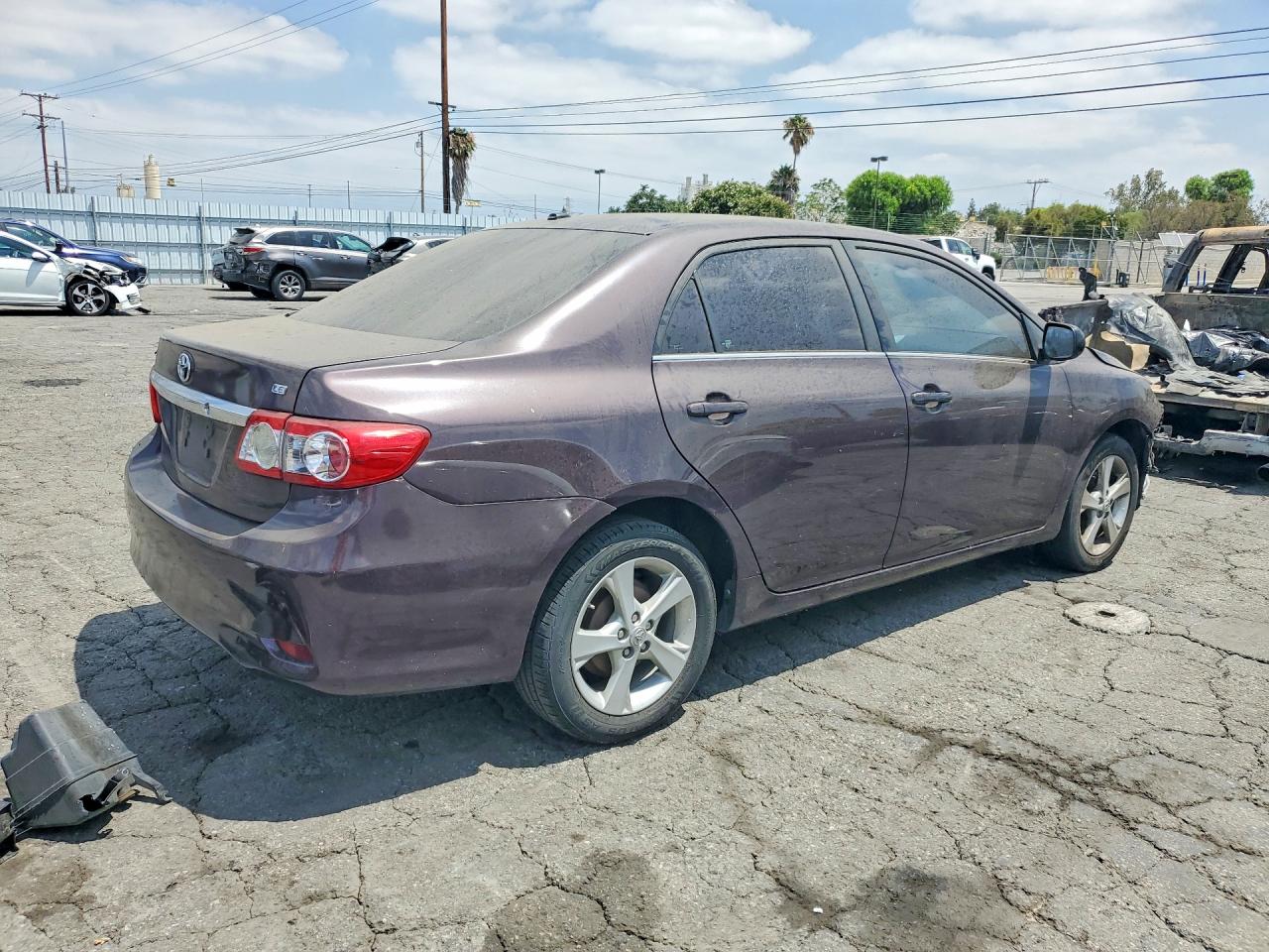 2013 Toyota Corolla Le Special Edition Purple vin: 2T1BU4EE5DC070050