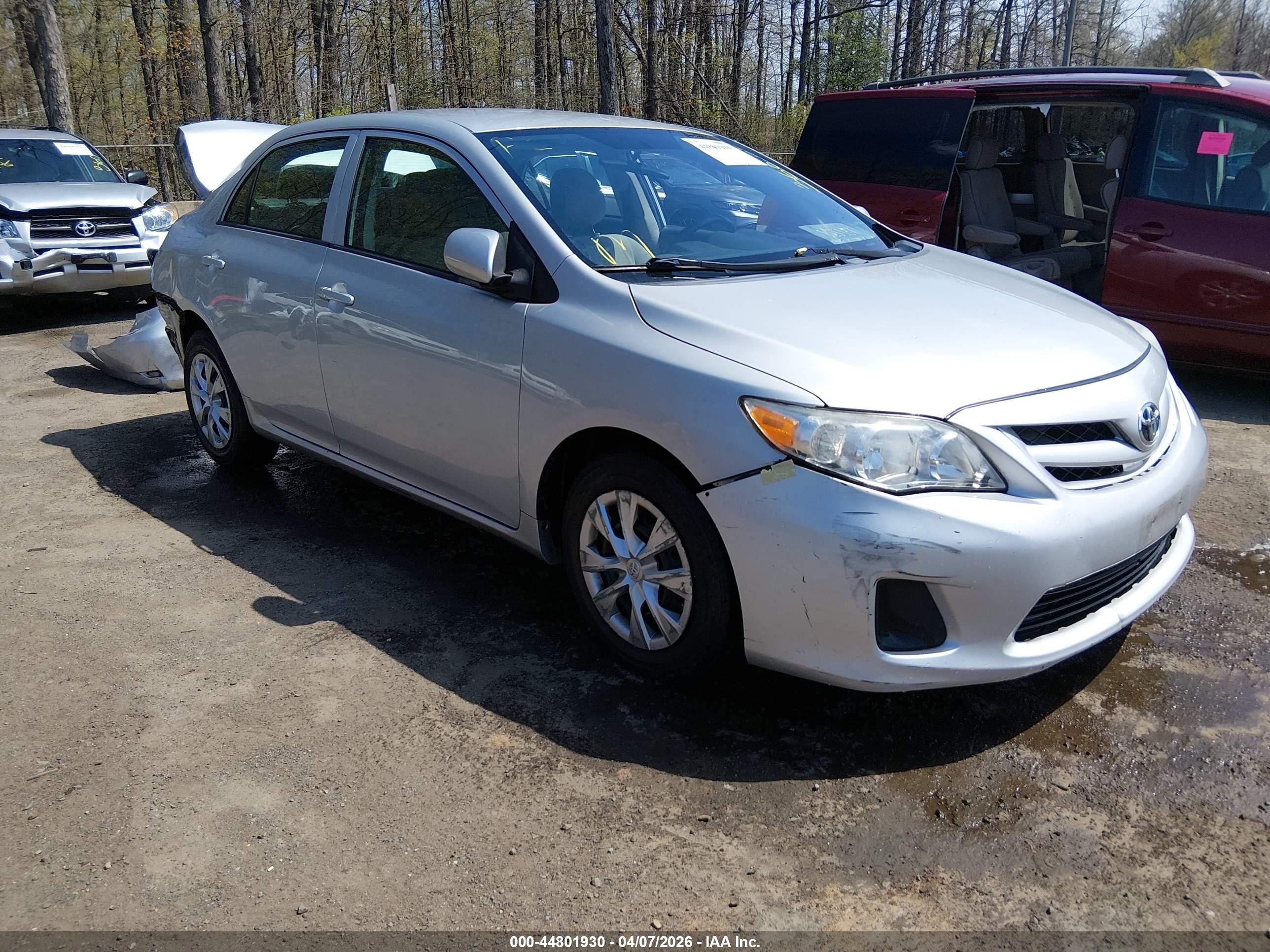 2013 Toyota Corolla L Silver vin: 2T1BU4EE5DC072963