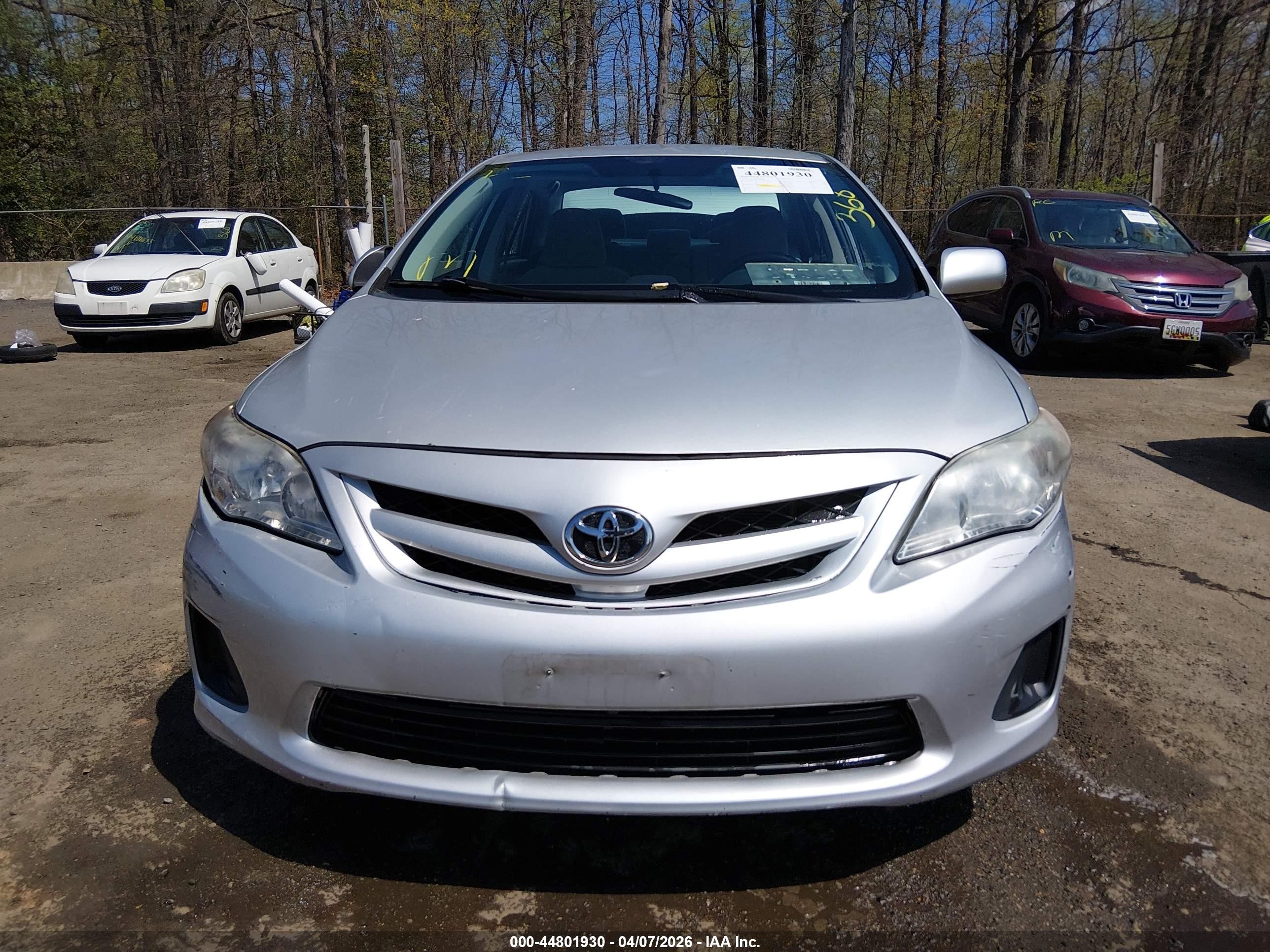 2013 Toyota Corolla L Silver vin: 2T1BU4EE5DC072963