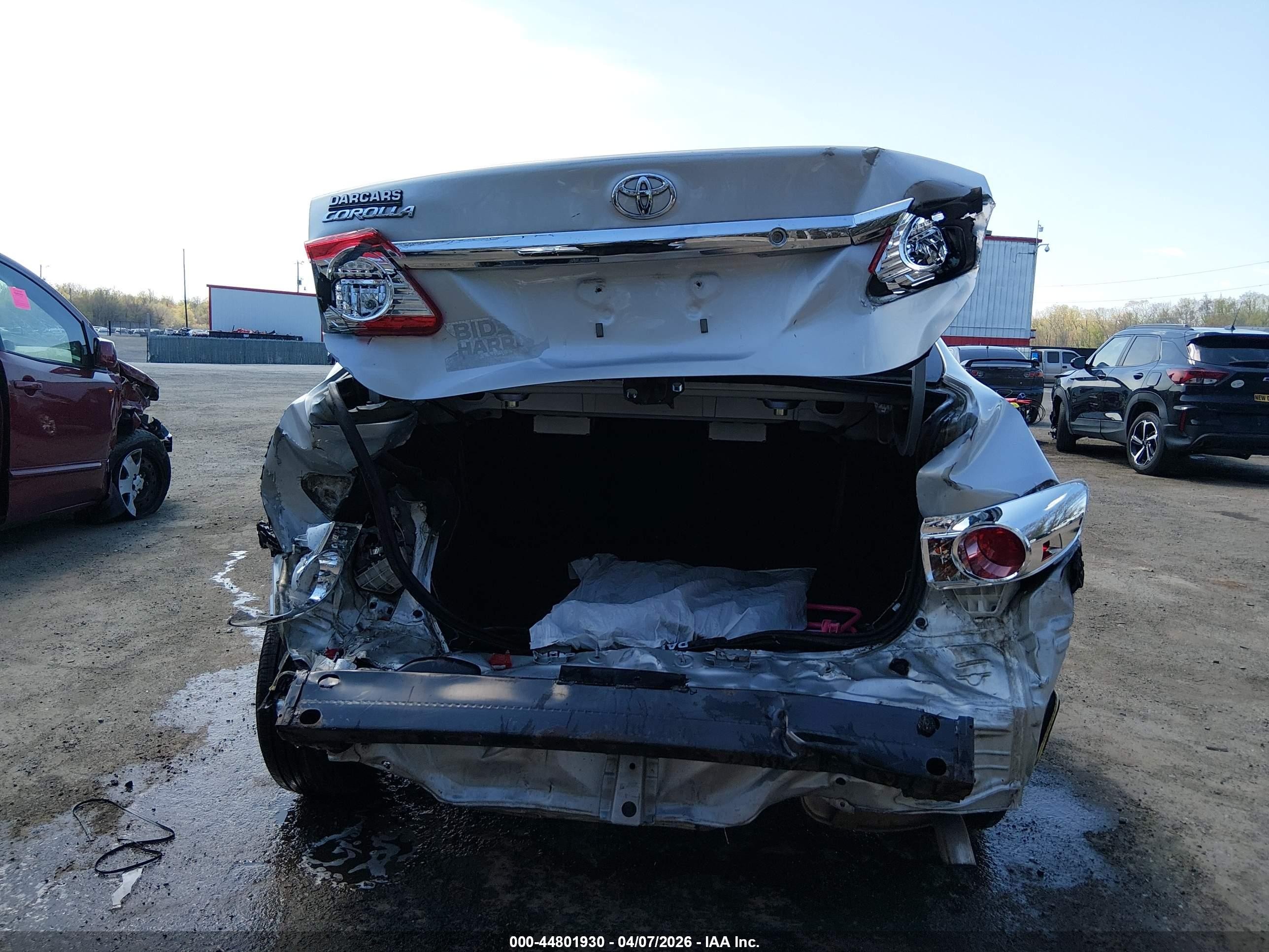 2013 Toyota Corolla L Silver vin: 2T1BU4EE5DC072963