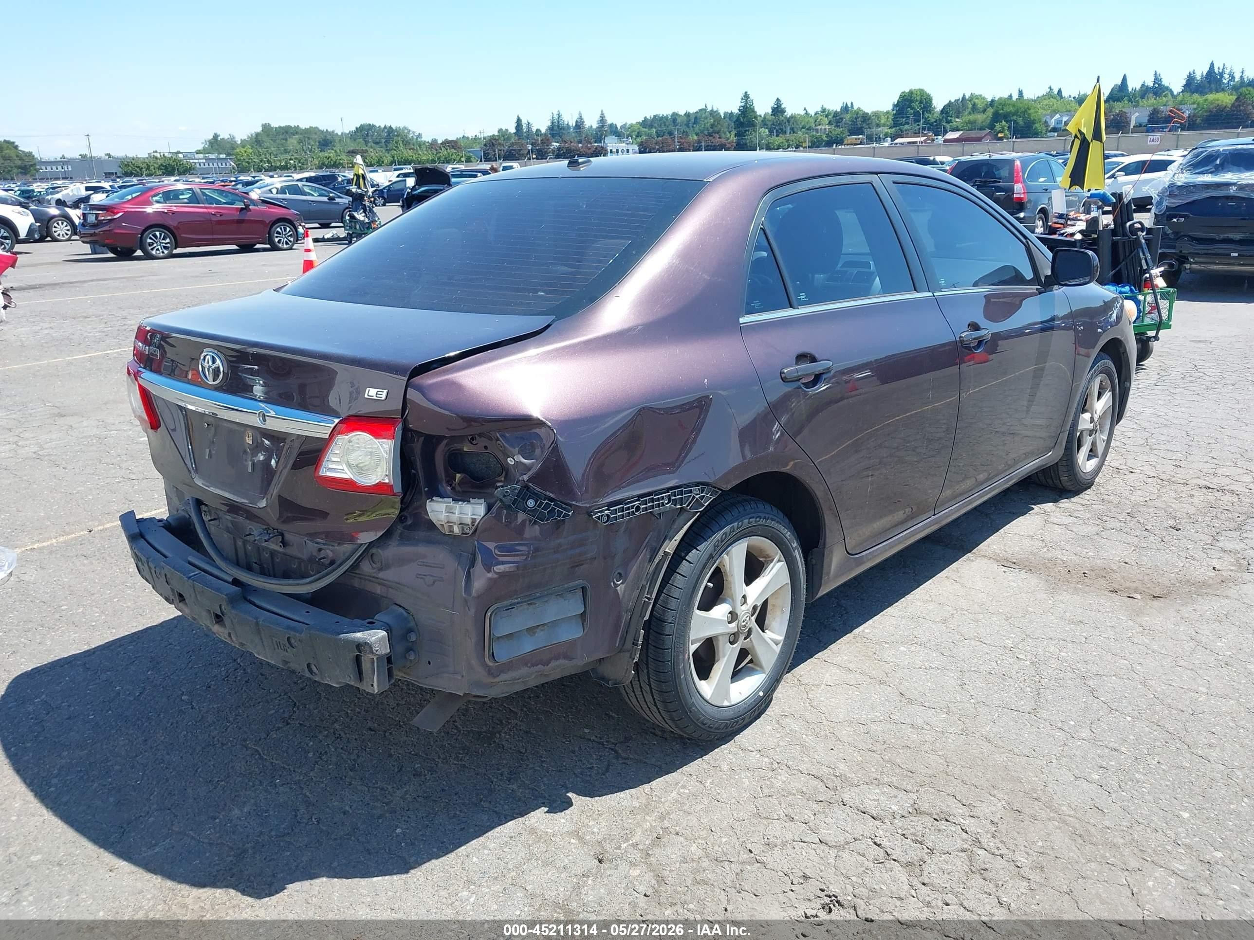 2013 Toyota Corolla Le Special Edition Purple vin: 2T1BU4EE5DC080853