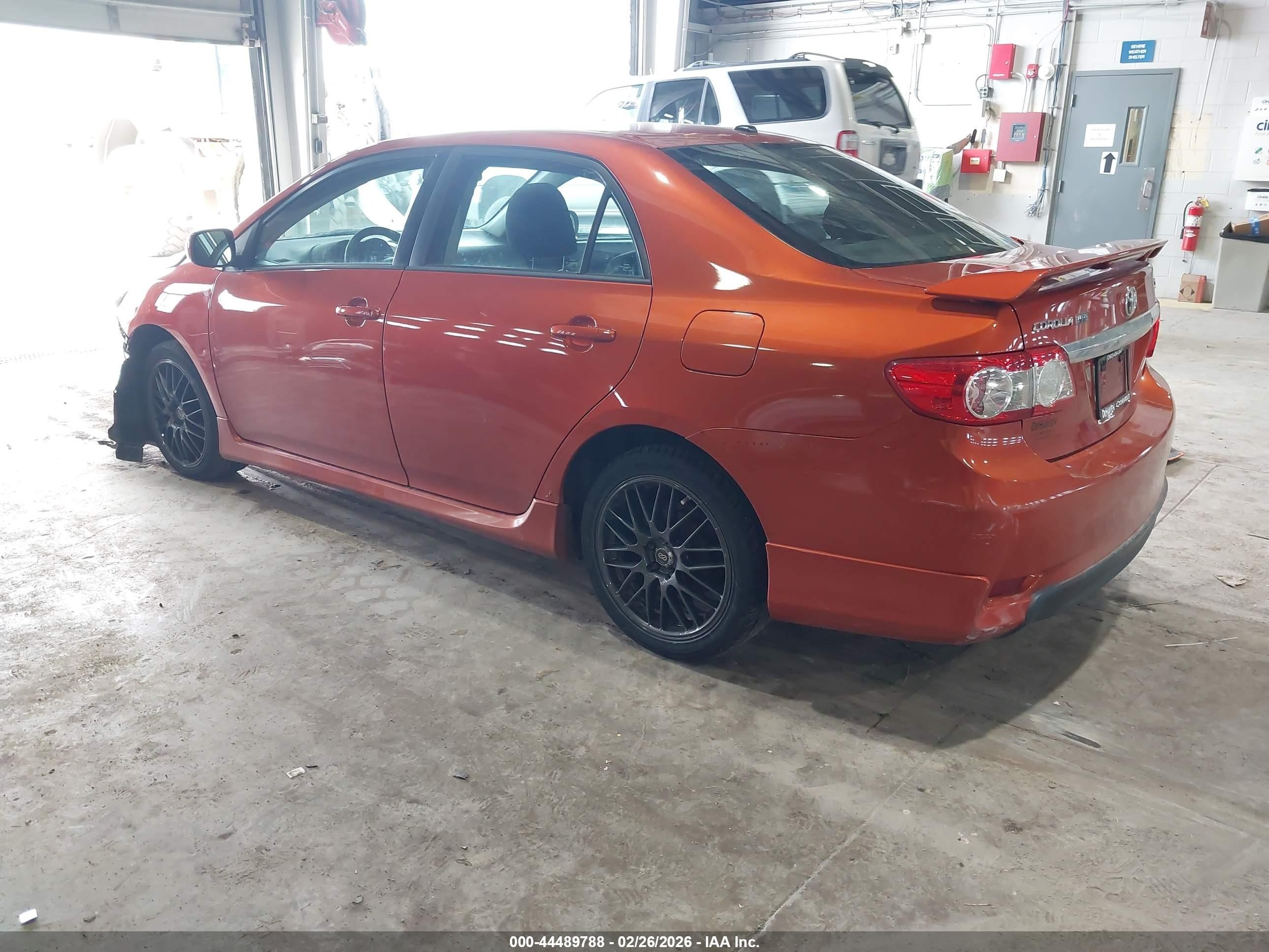 2013 Toyota Corolla S Special Edition Orange vin: 2T1BU4EE5DC087284
