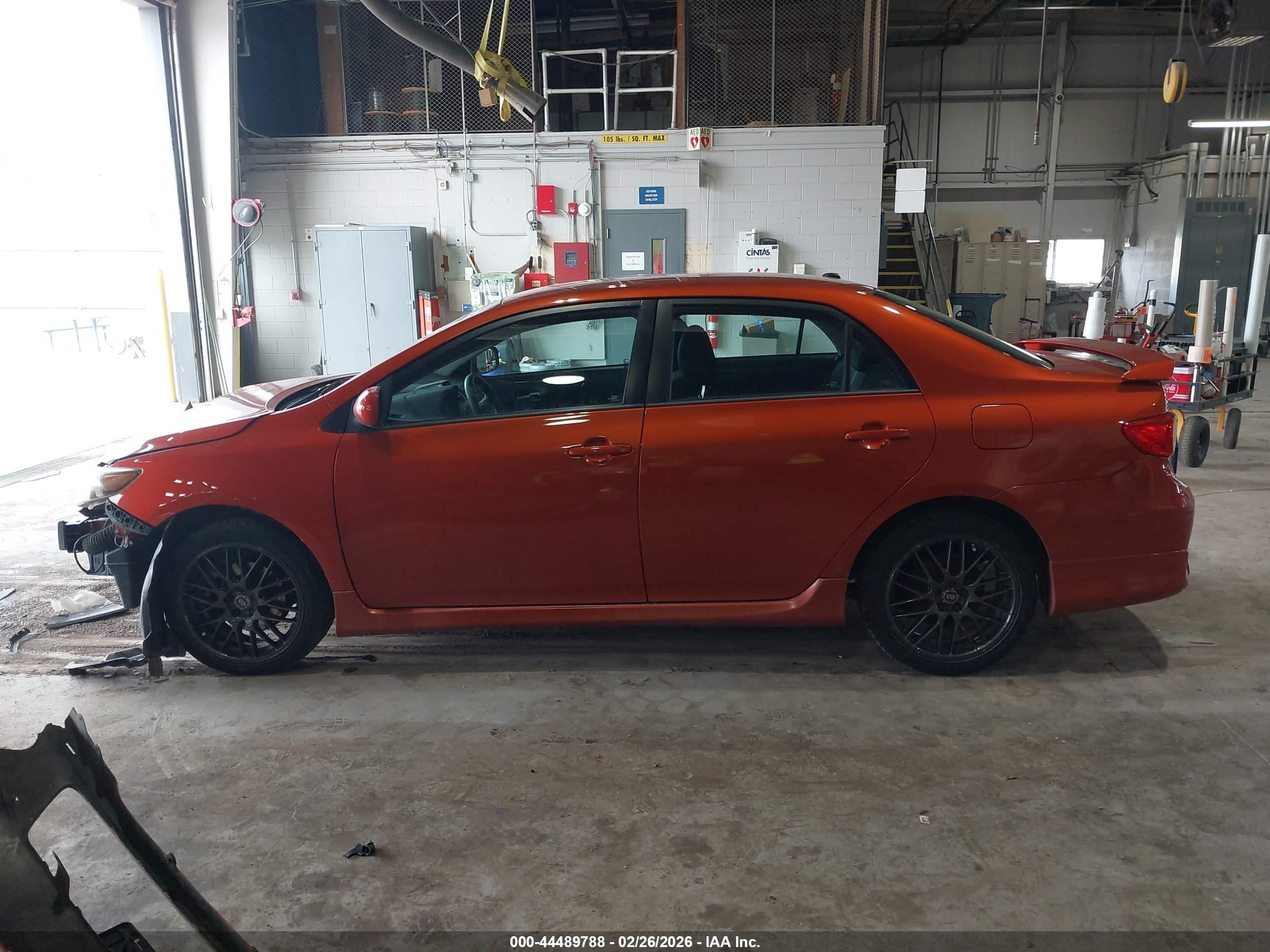 2013 Toyota Corolla S Special Edition Orange vin: 2T1BU4EE5DC087284