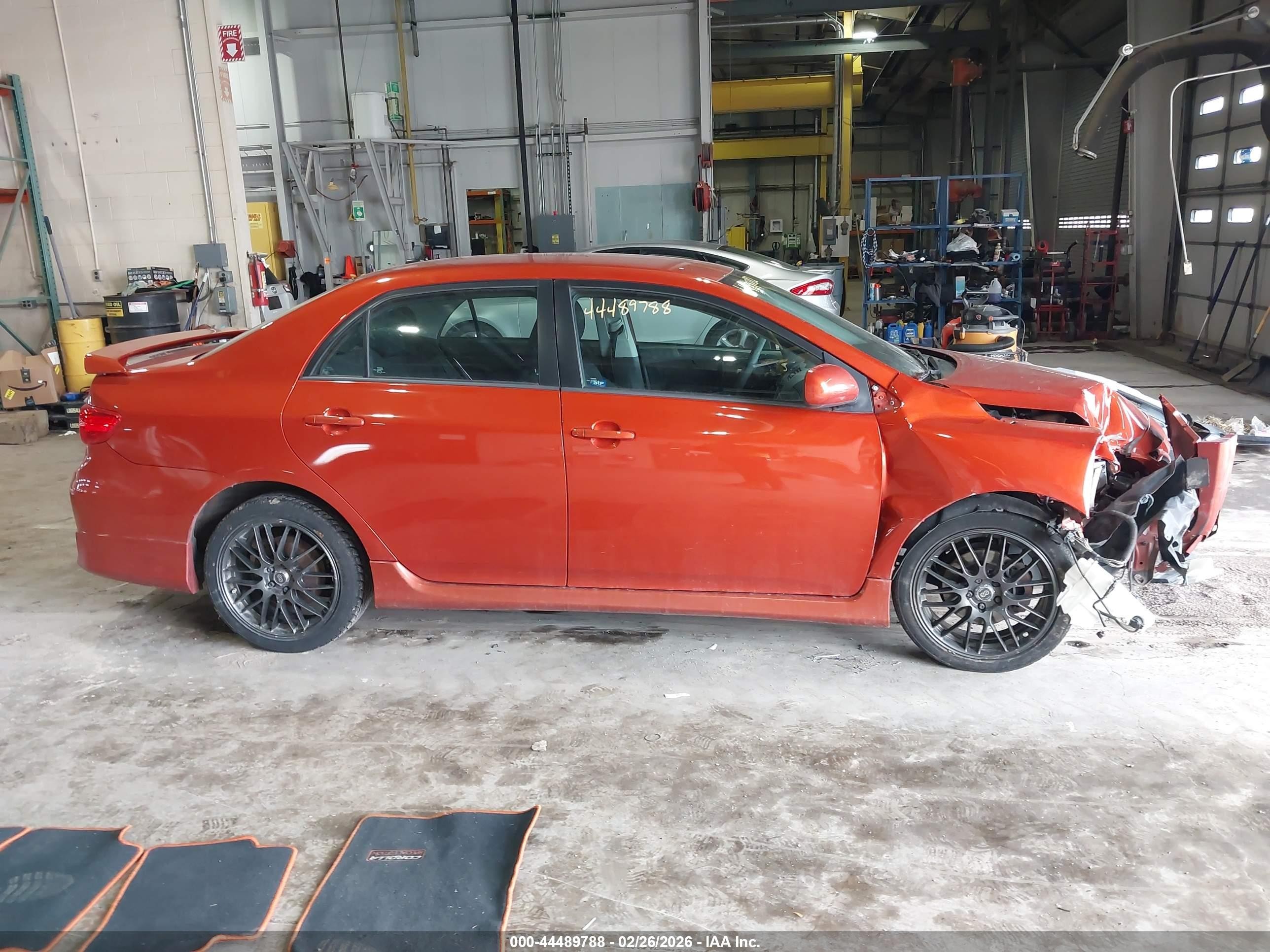 2013 Toyota Corolla S Special Edition Orange vin: 2T1BU4EE5DC087284