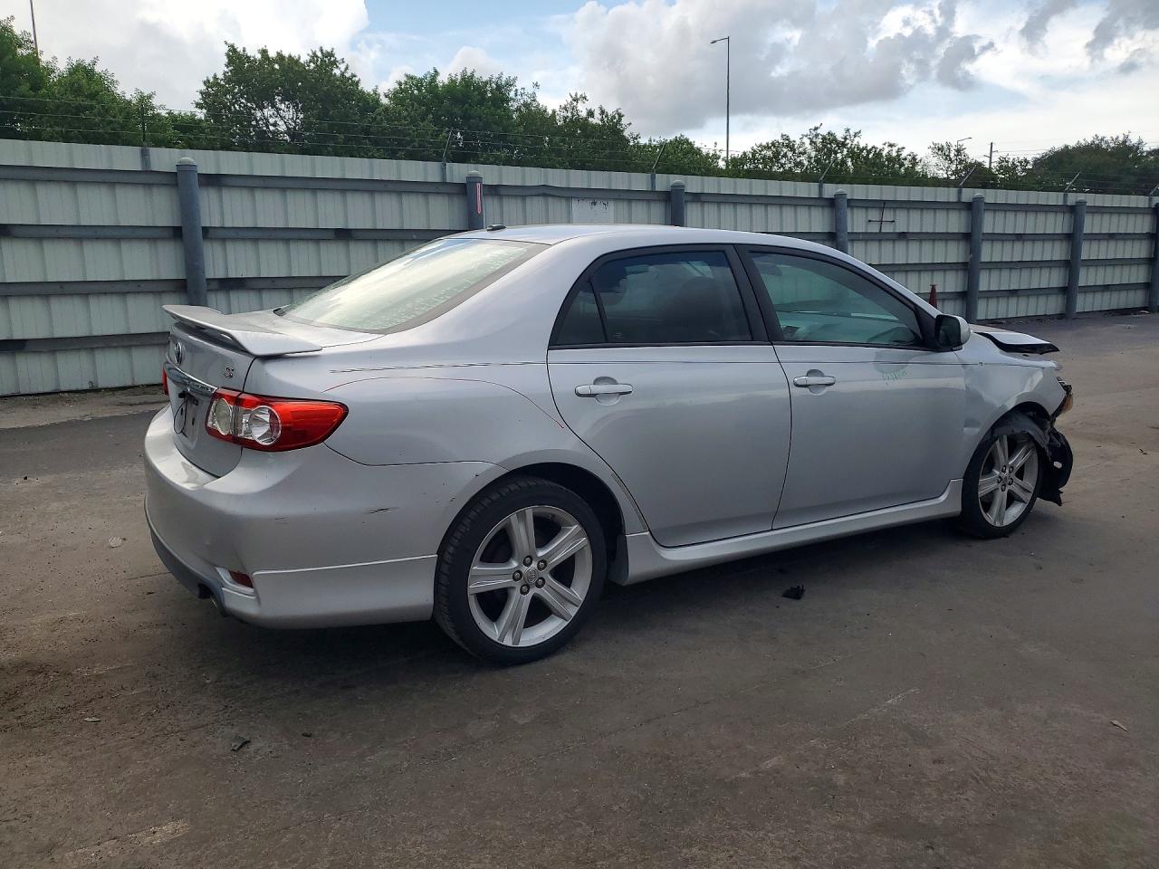 2013 Toyota Corolla S Silver vin: 2T1BU4EE5DC089326