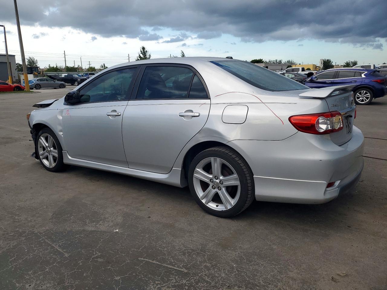 2013 Toyota Corolla S Silver vin: 2T1BU4EE5DC089326