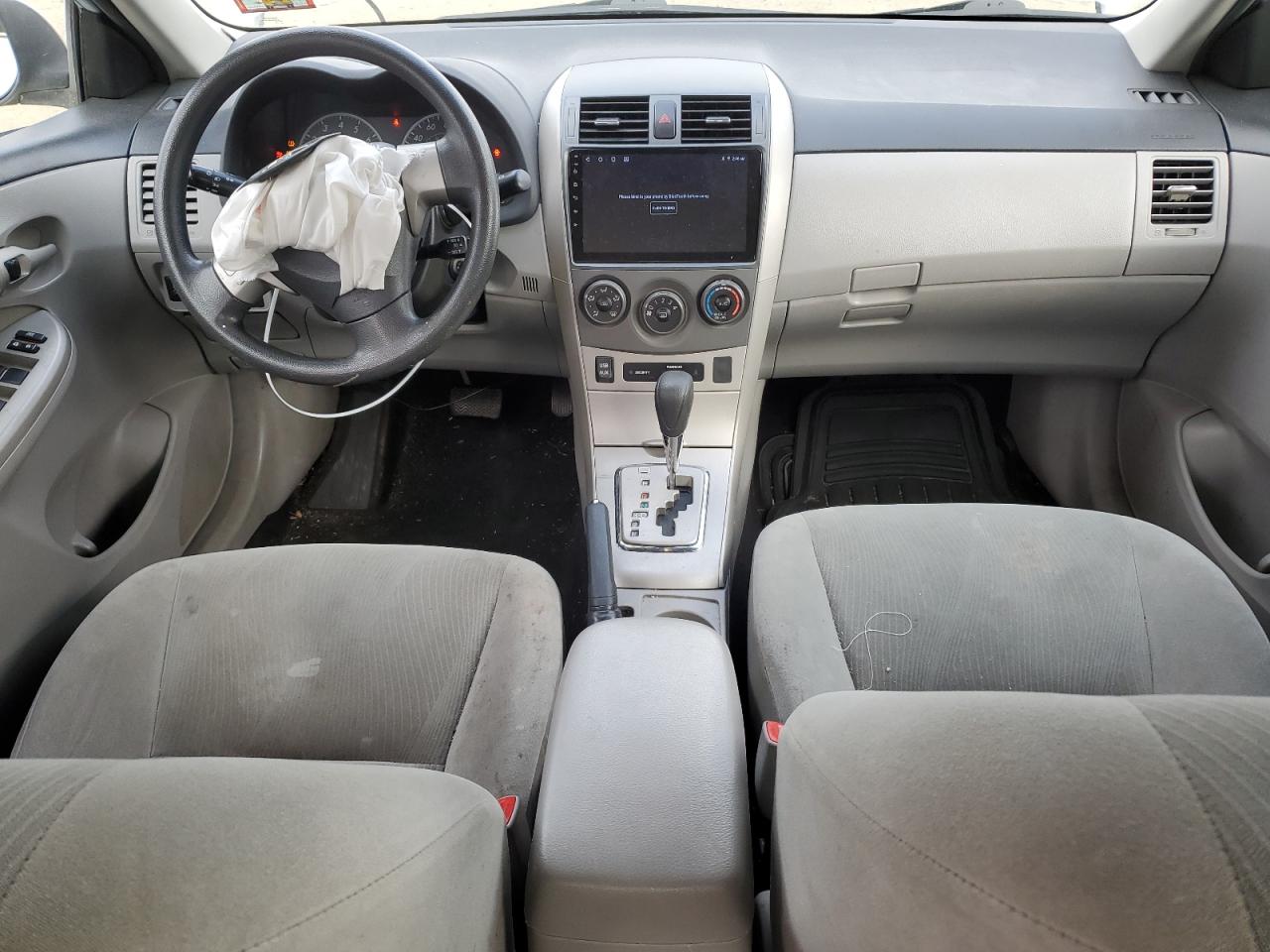 2013 Toyota Corolla Base White vin: 2T1BU4EE5DC103824