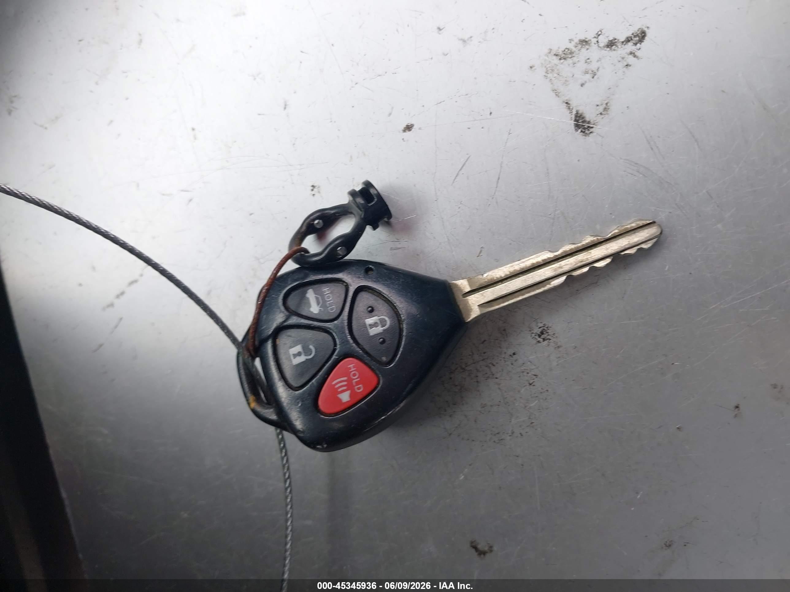 2013 Toyota Corolla S Красный vin: 2T1BU4EE5DC110417