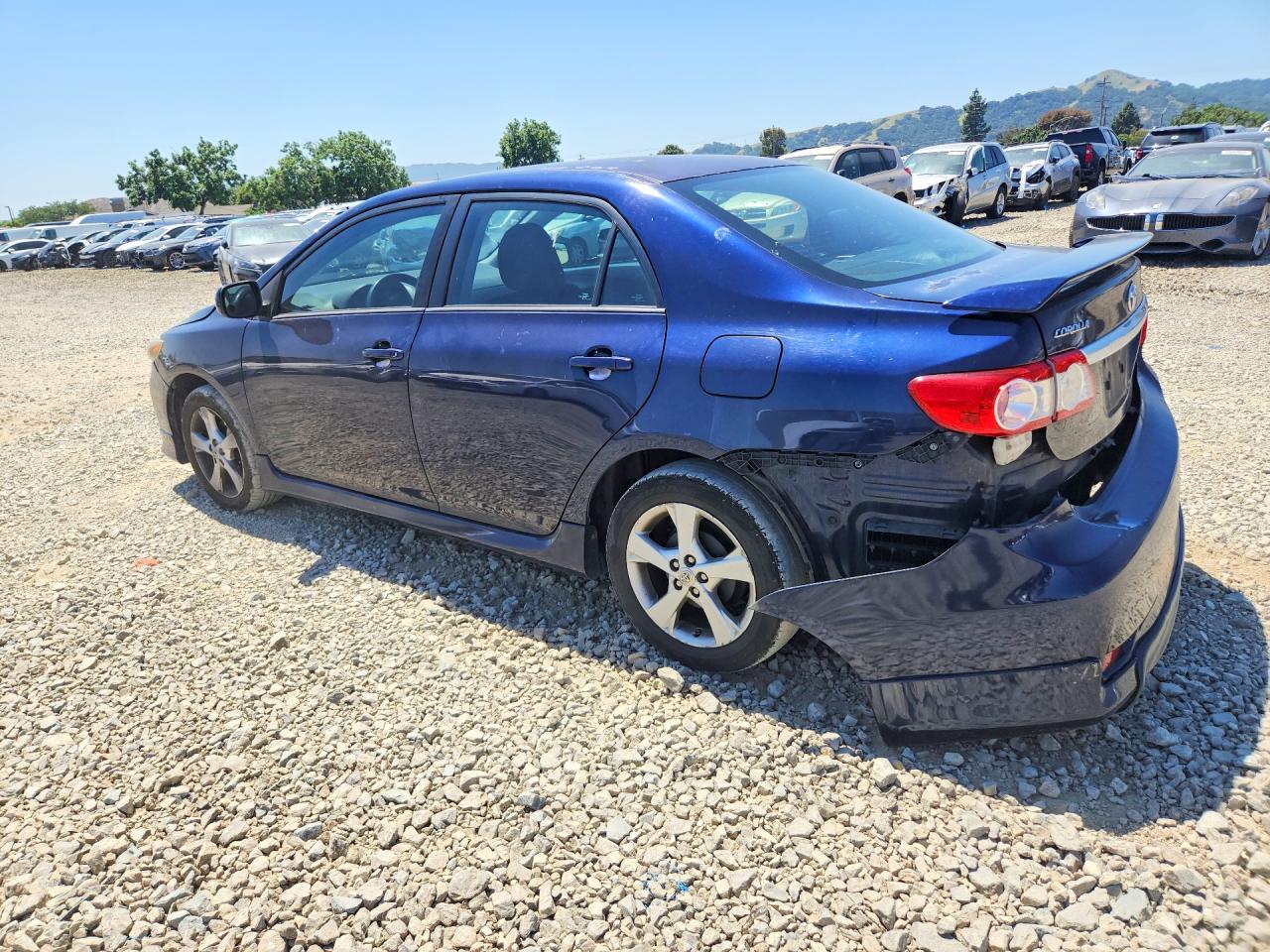 2013 Toyota Corolla L Blue vin: 2T1BU4EE5DC942033