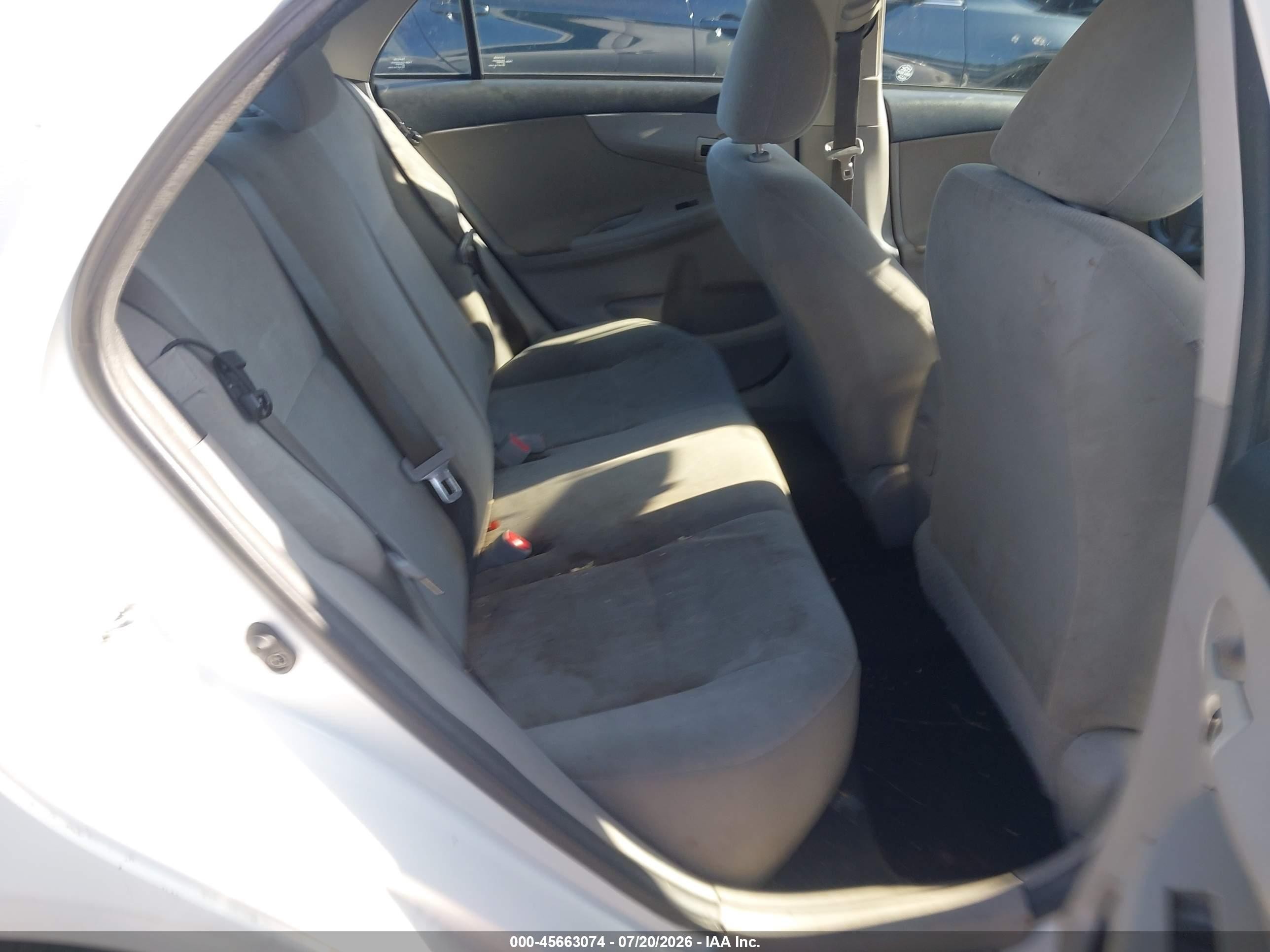 2013 Toyota Corolla L Белый vin: 2T1BU4EE5DC943179