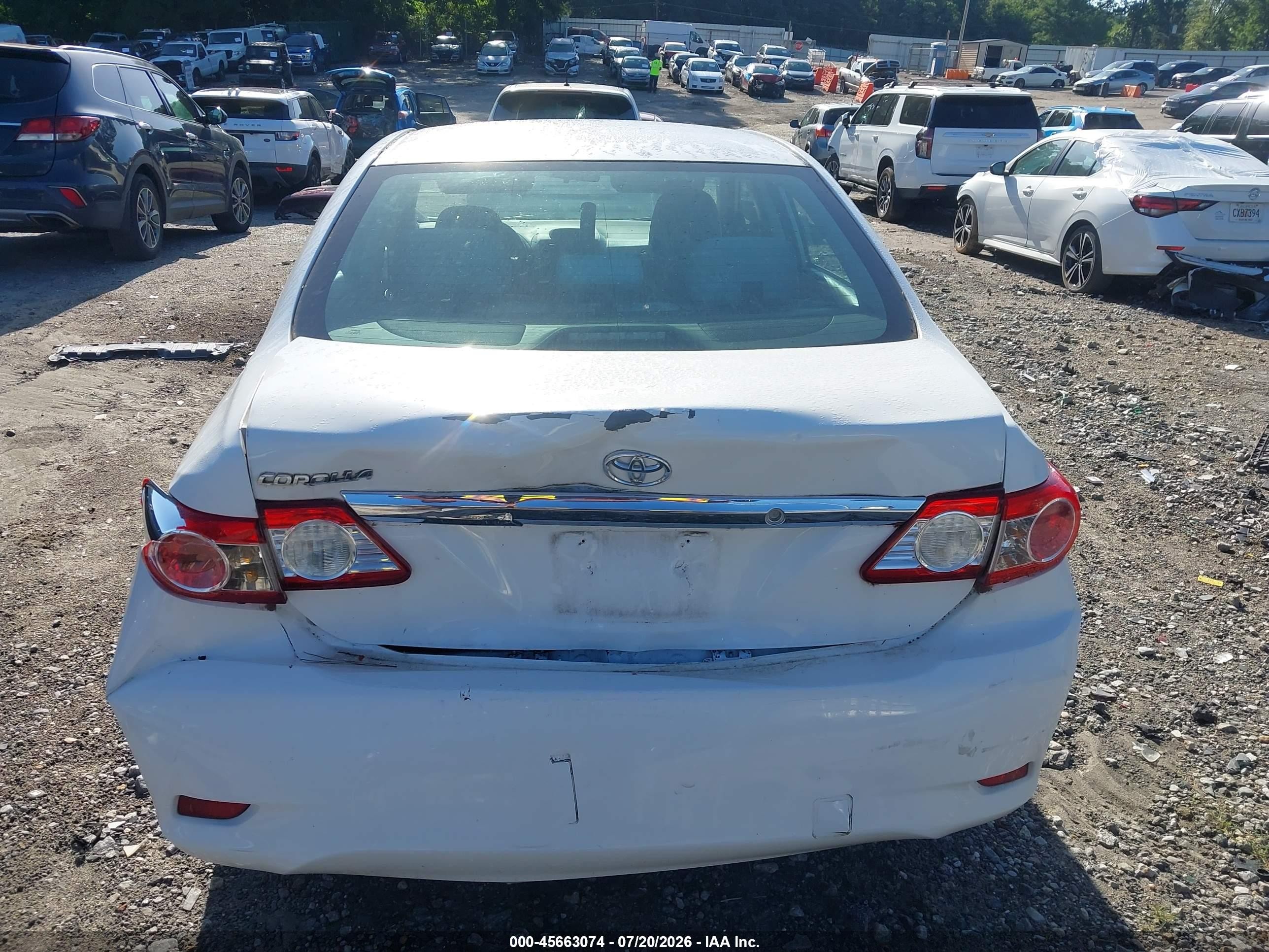 2013 Toyota Corolla L Белый vin: 2T1BU4EE5DC943179