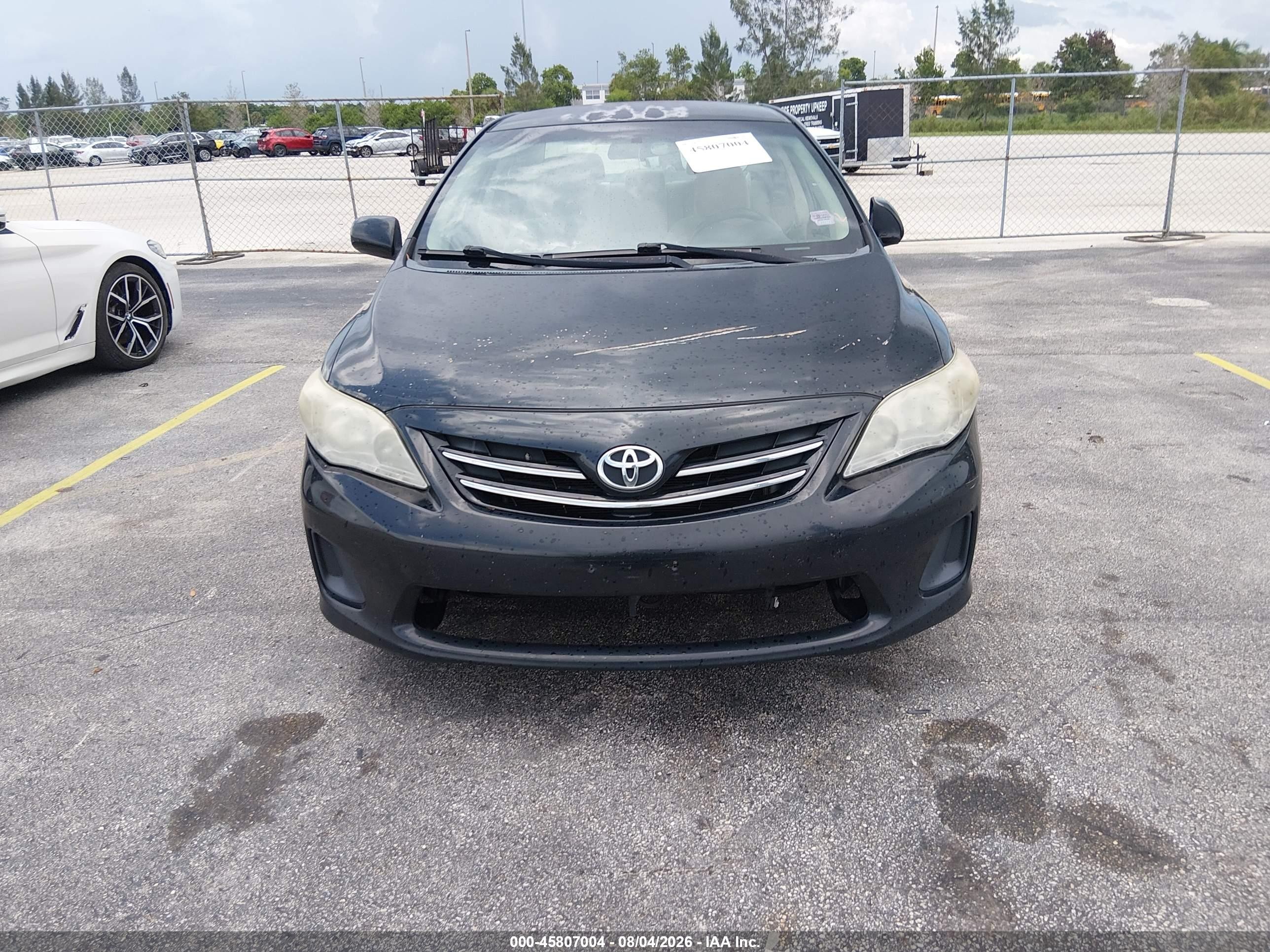 2013 Toyota Corolla Le Black vin: 2T1BU4EE5DC947443