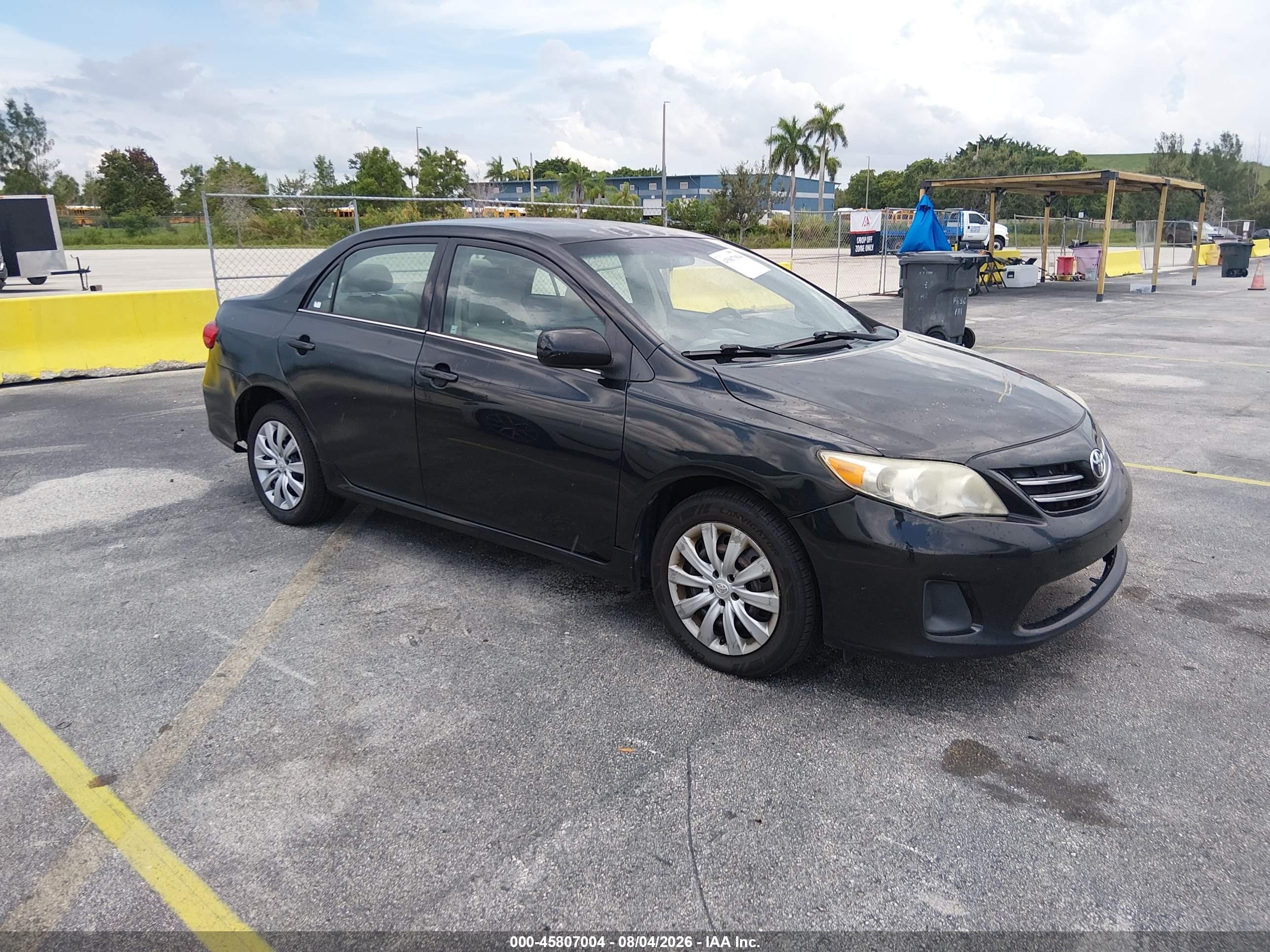 2013 Toyota Corolla Le Black vin: 2T1BU4EE5DC947443