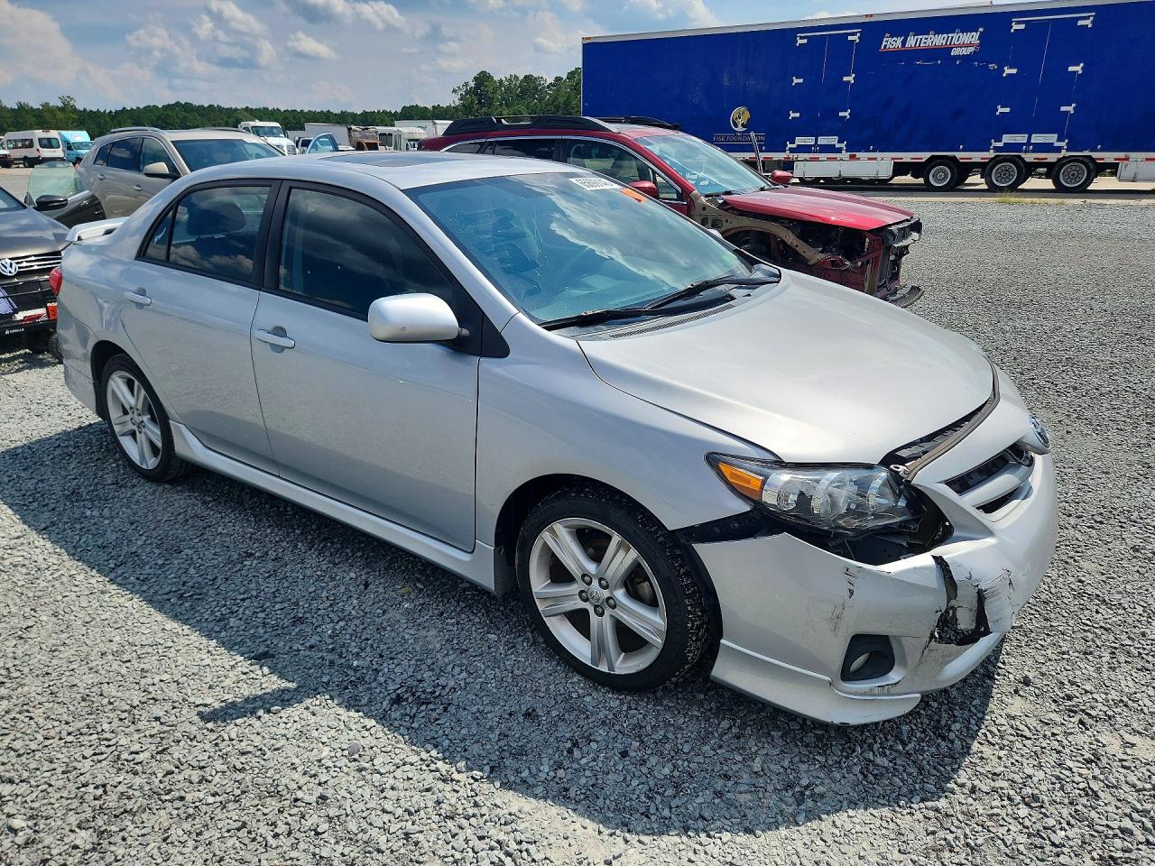 2013 Toyota Corolla S Silver vin: 2T1BU4EE5DC953128