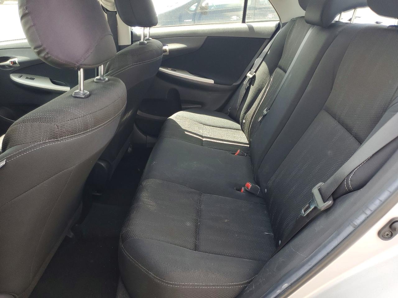 2013 Toyota Corolla S Silver vin: 2T1BU4EE5DC954425