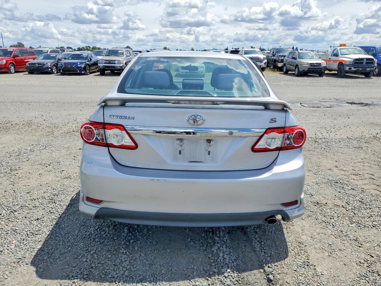 2013 Toyota Corolla S Silver vin: 2T1BU4EE5DC954425