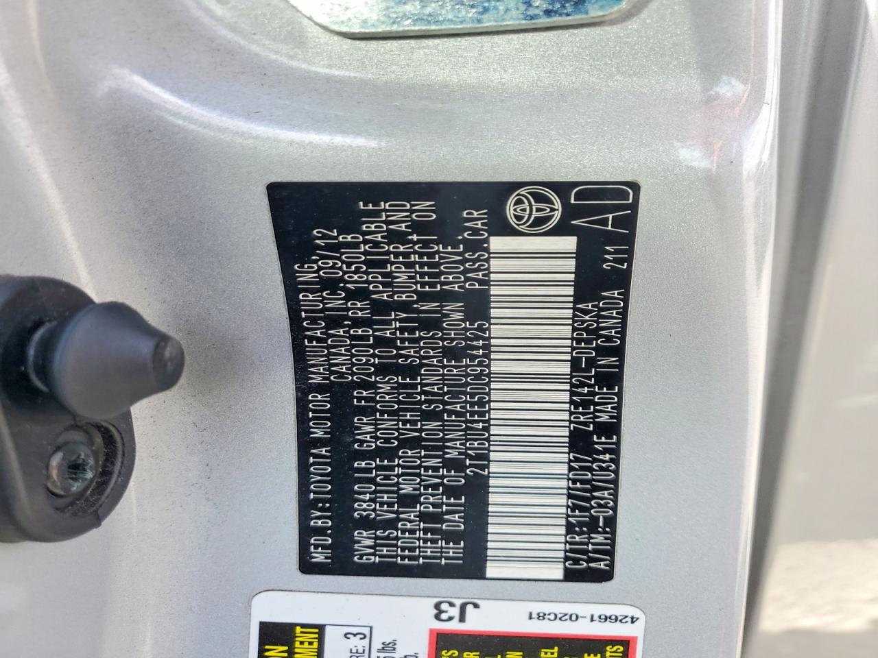 2013 Toyota Corolla S Silver vin: 2T1BU4EE5DC954425