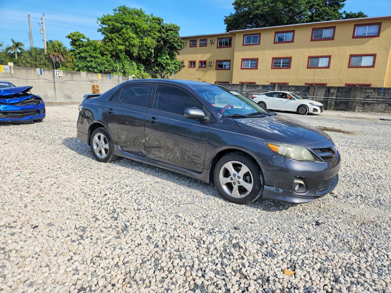 2013 Toyota Corolla S Серый vin: 2T1BU4EE5DC956417