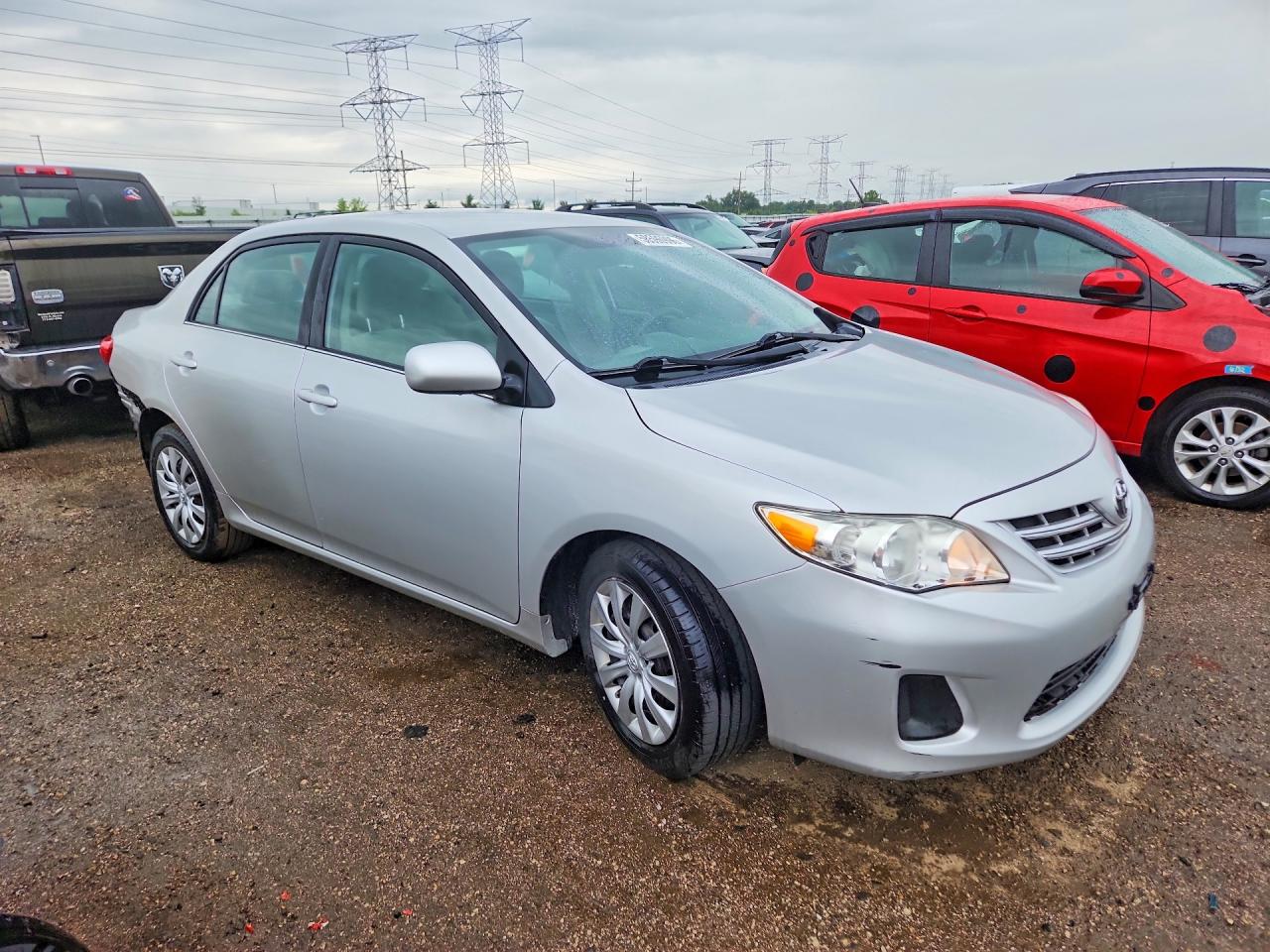 2013 Toyota Corolla Le Silver vin: 2T1BU4EE5DC962881