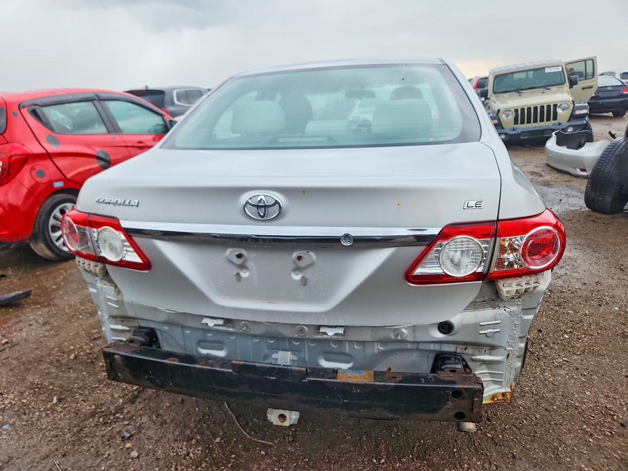 2013 Toyota Corolla Le Silver vin: 2T1BU4EE5DC962881