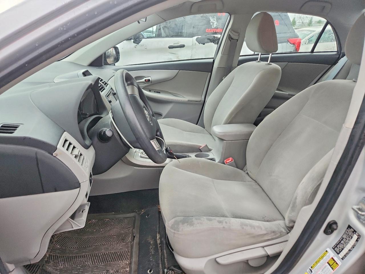 2013 Toyota Corolla Le Silver vin: 2T1BU4EE5DC962881