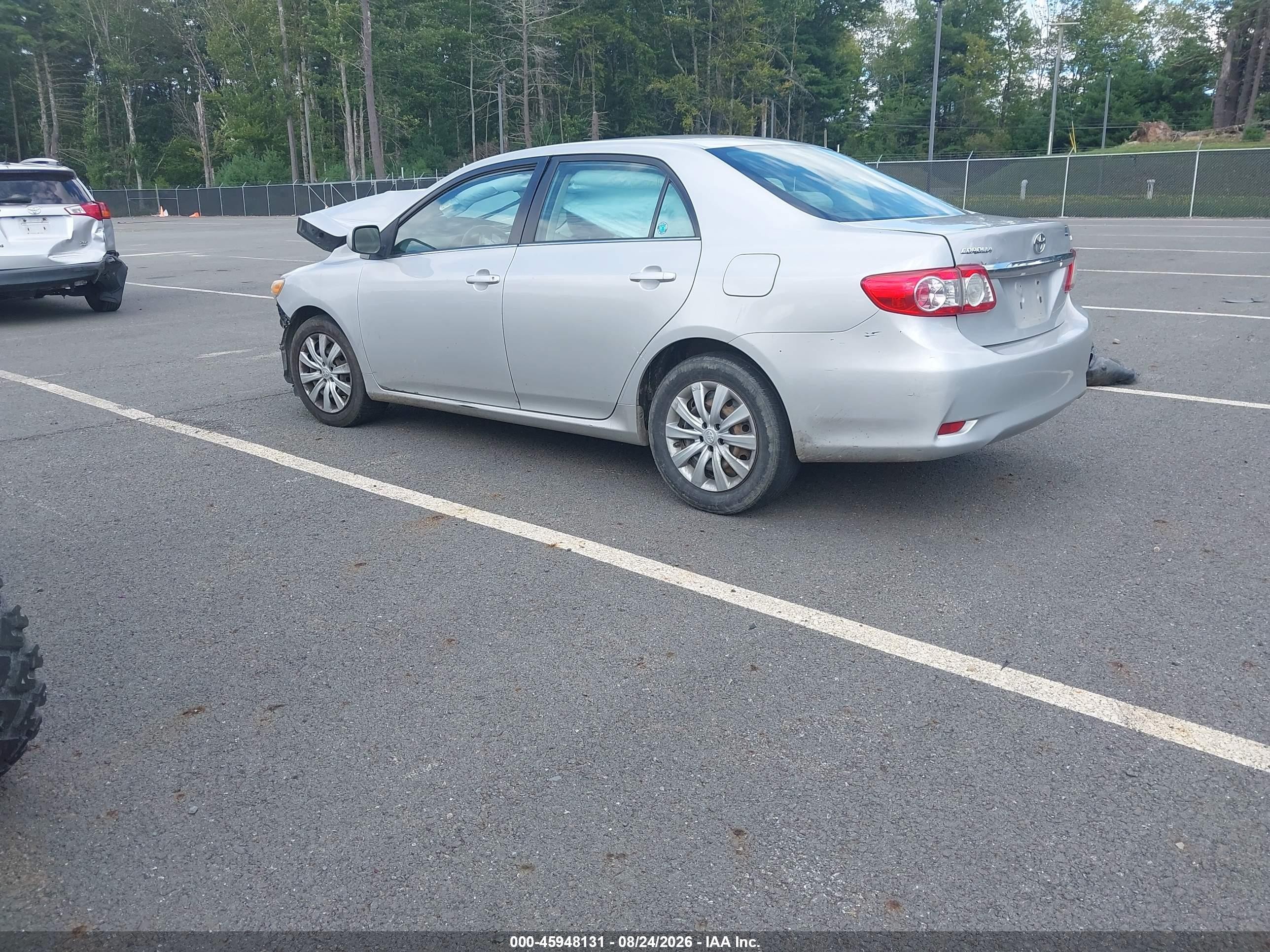 2013 Toyota Corolla Le Silver vin: 2T1BU4EE5DC962959