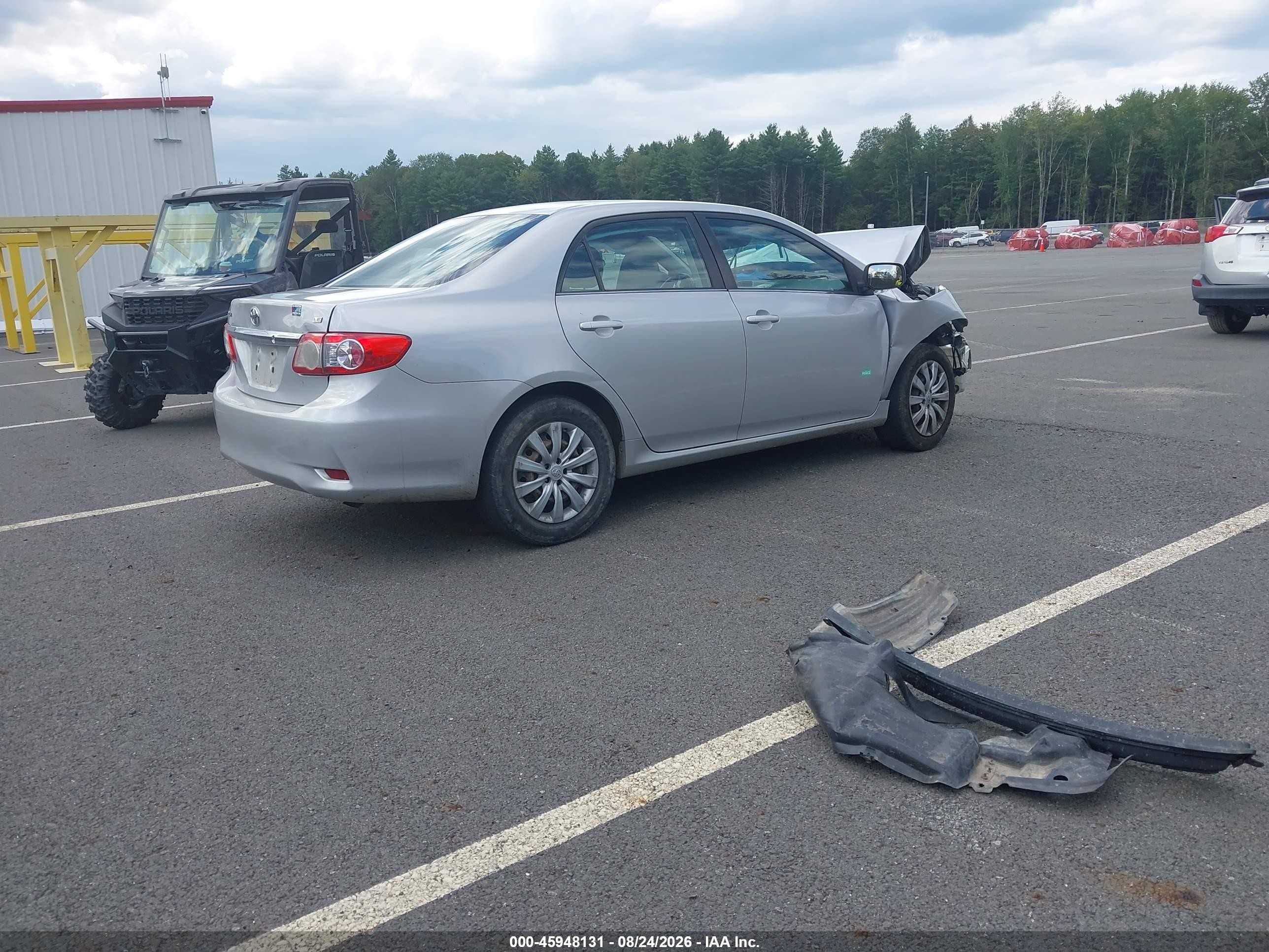 2013 Toyota Corolla Le Silver vin: 2T1BU4EE5DC962959