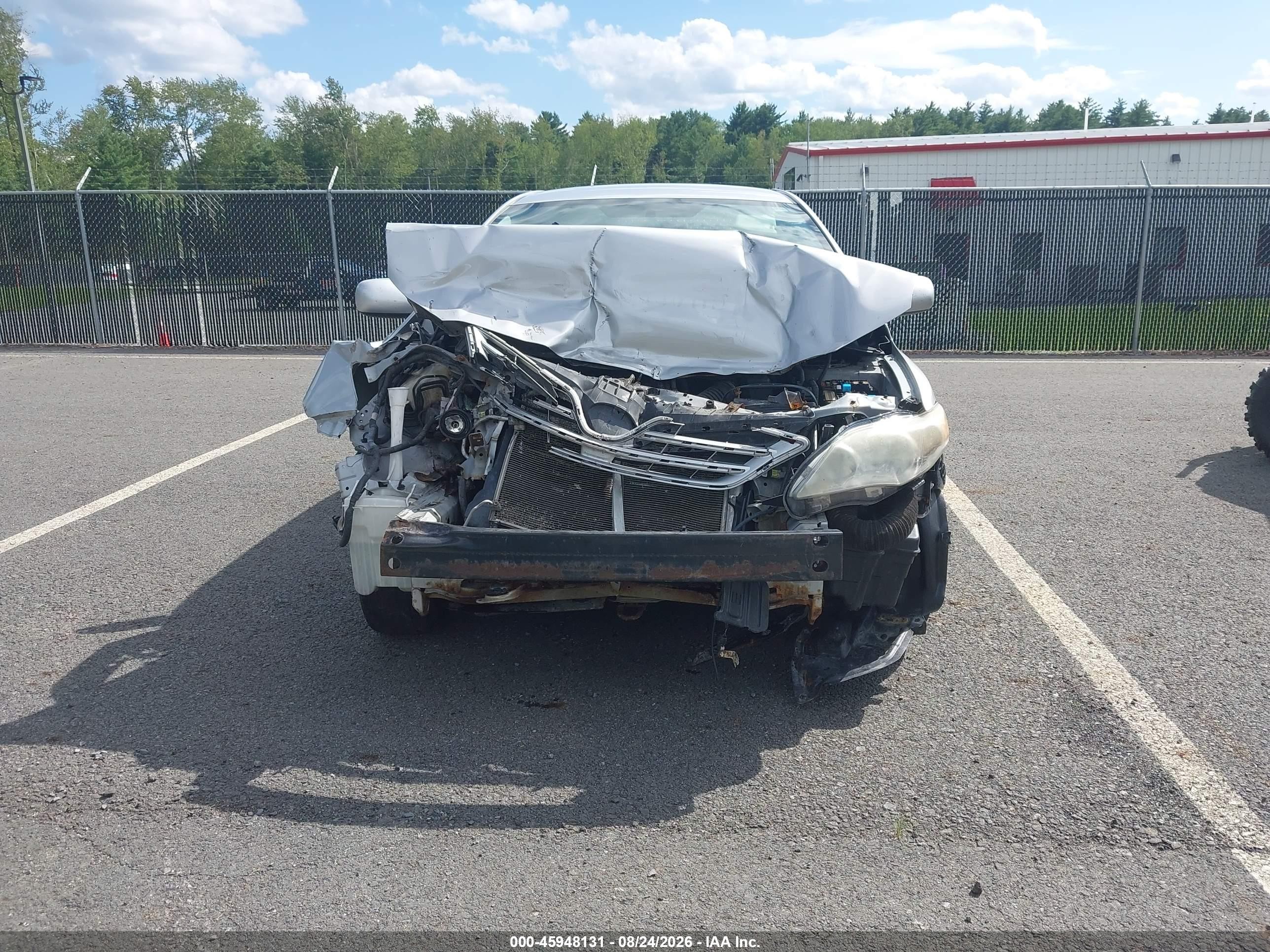 2013 Toyota Corolla Le Silver vin: 2T1BU4EE5DC962959