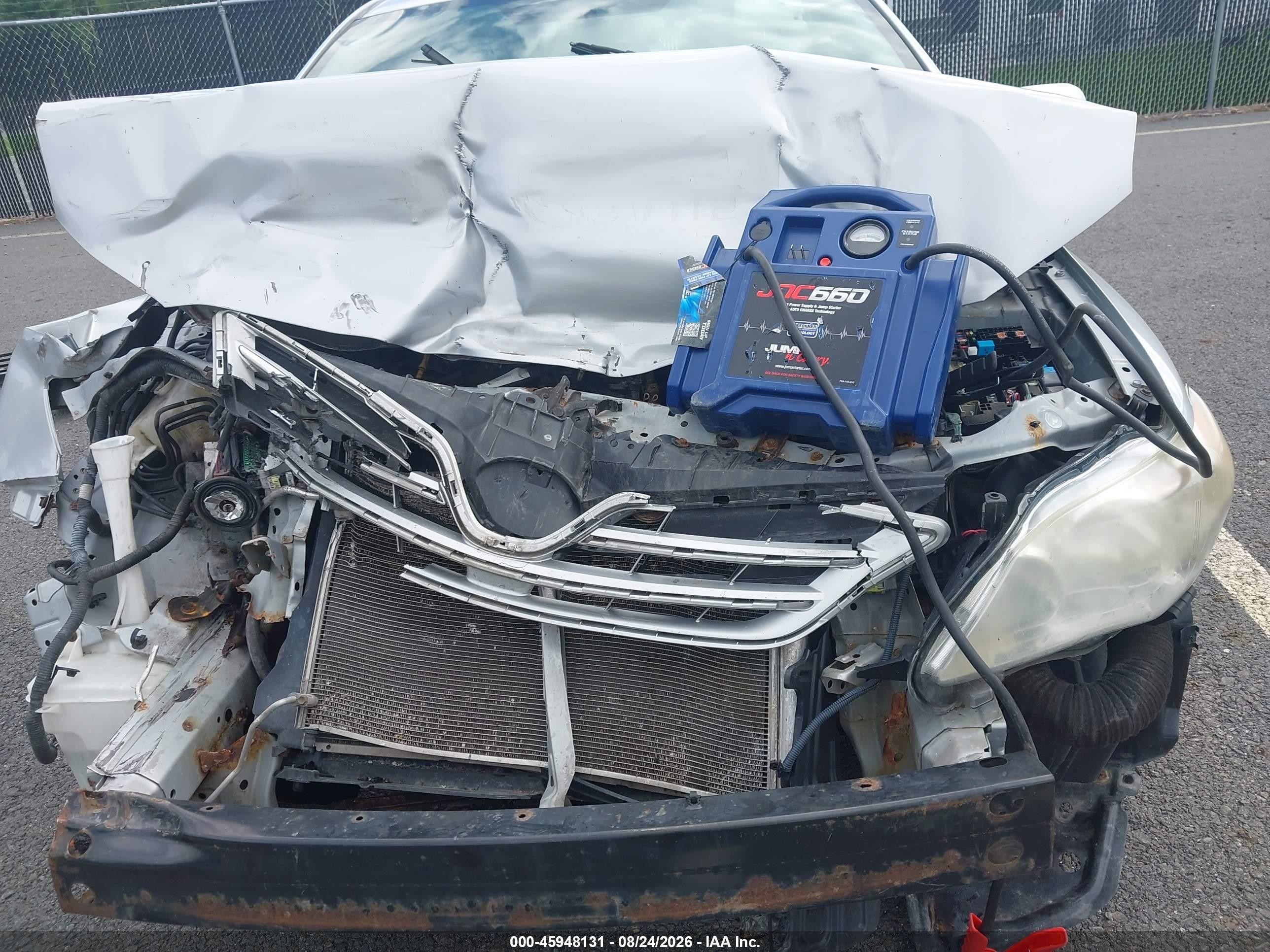 2013 Toyota Corolla Le Silver vin: 2T1BU4EE5DC962959