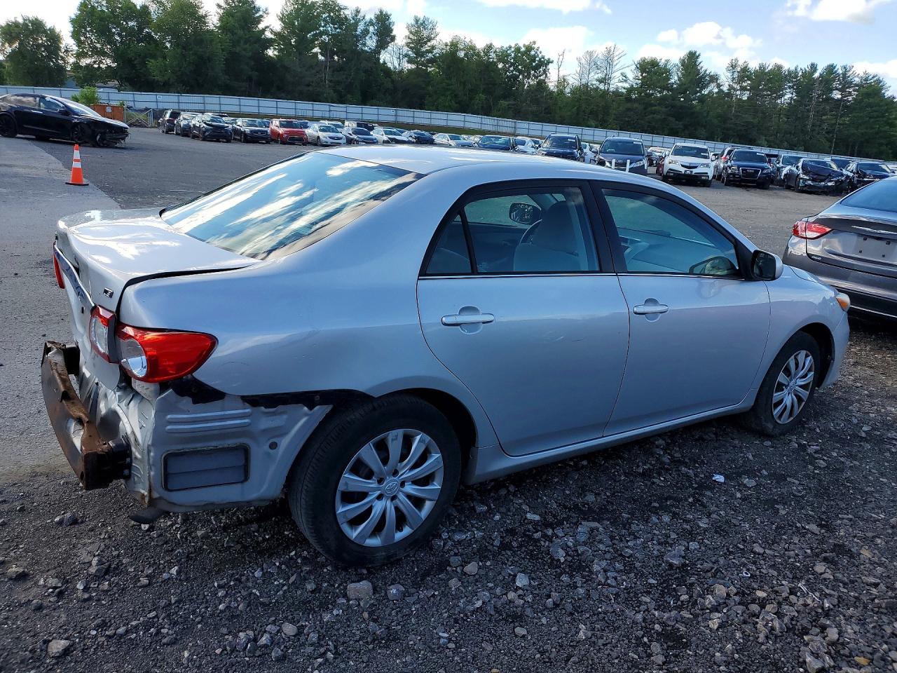 2013 Toyota Corolla Le Серебряный vin: 2T1BU4EE5DC963769