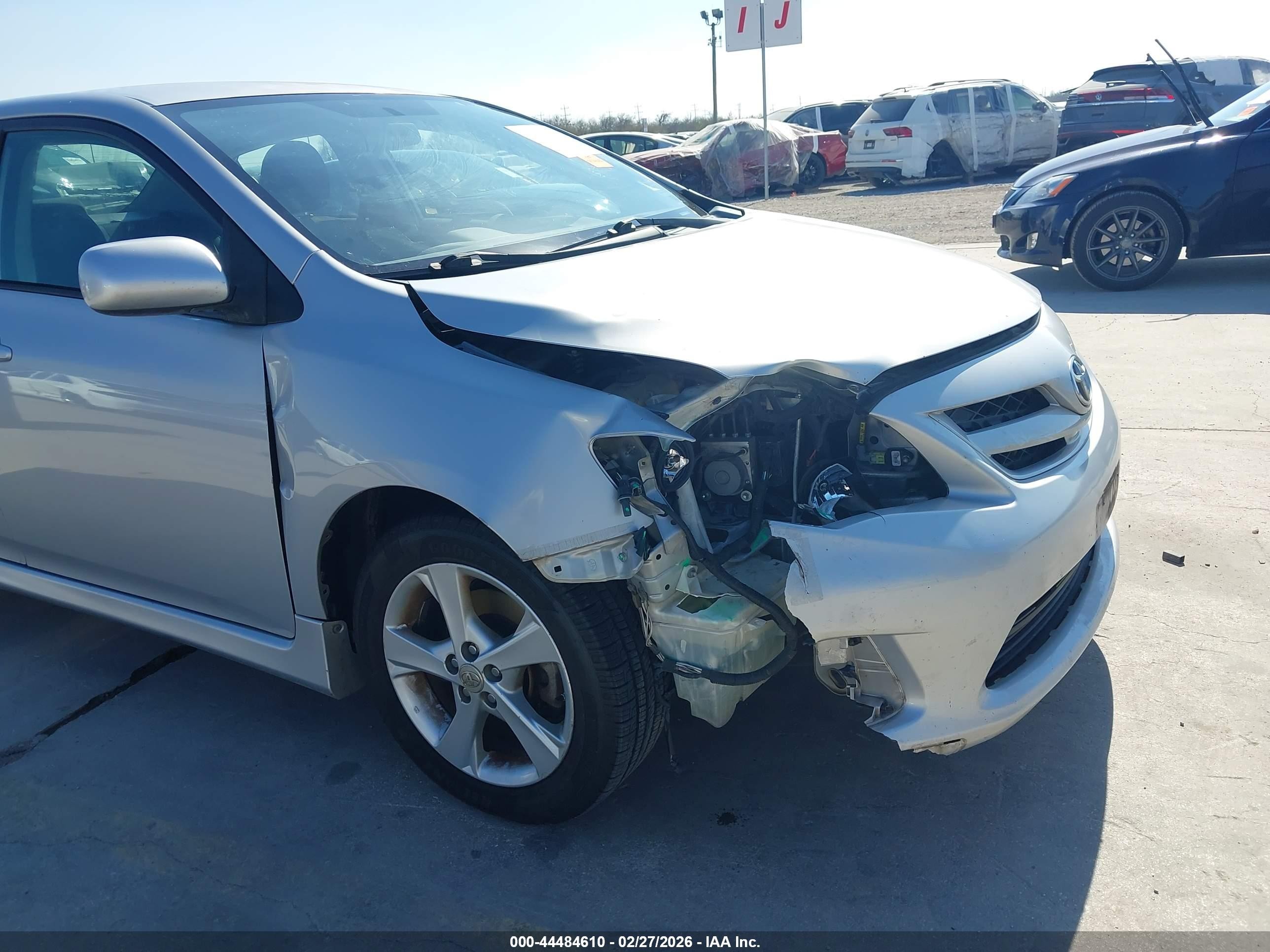 2013 Toyota Corolla S Silver vin: 2T1BU4EE5DC963786