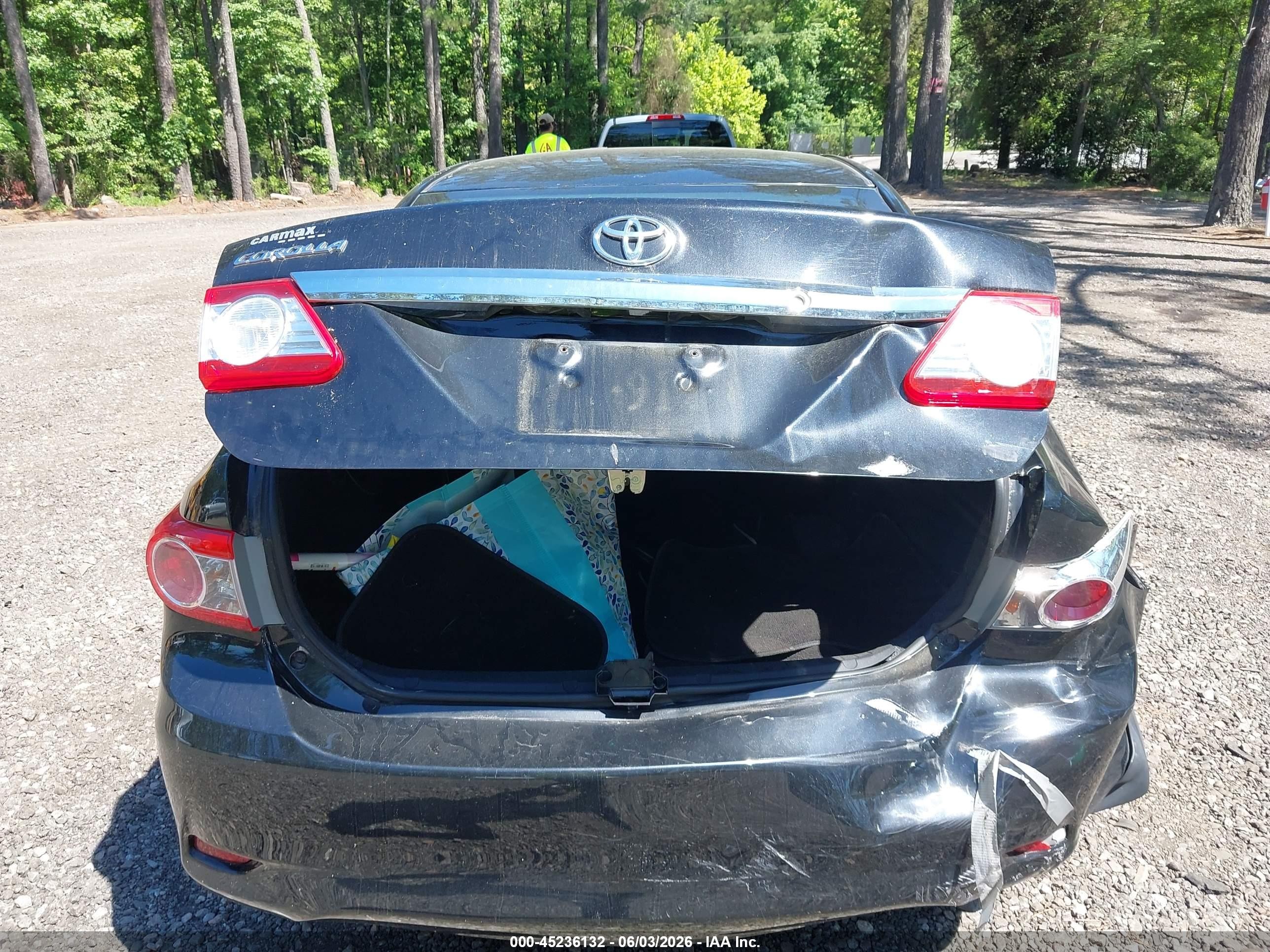 2013 Toyota Corolla L Black vin: 2T1BU4EE5DC998618