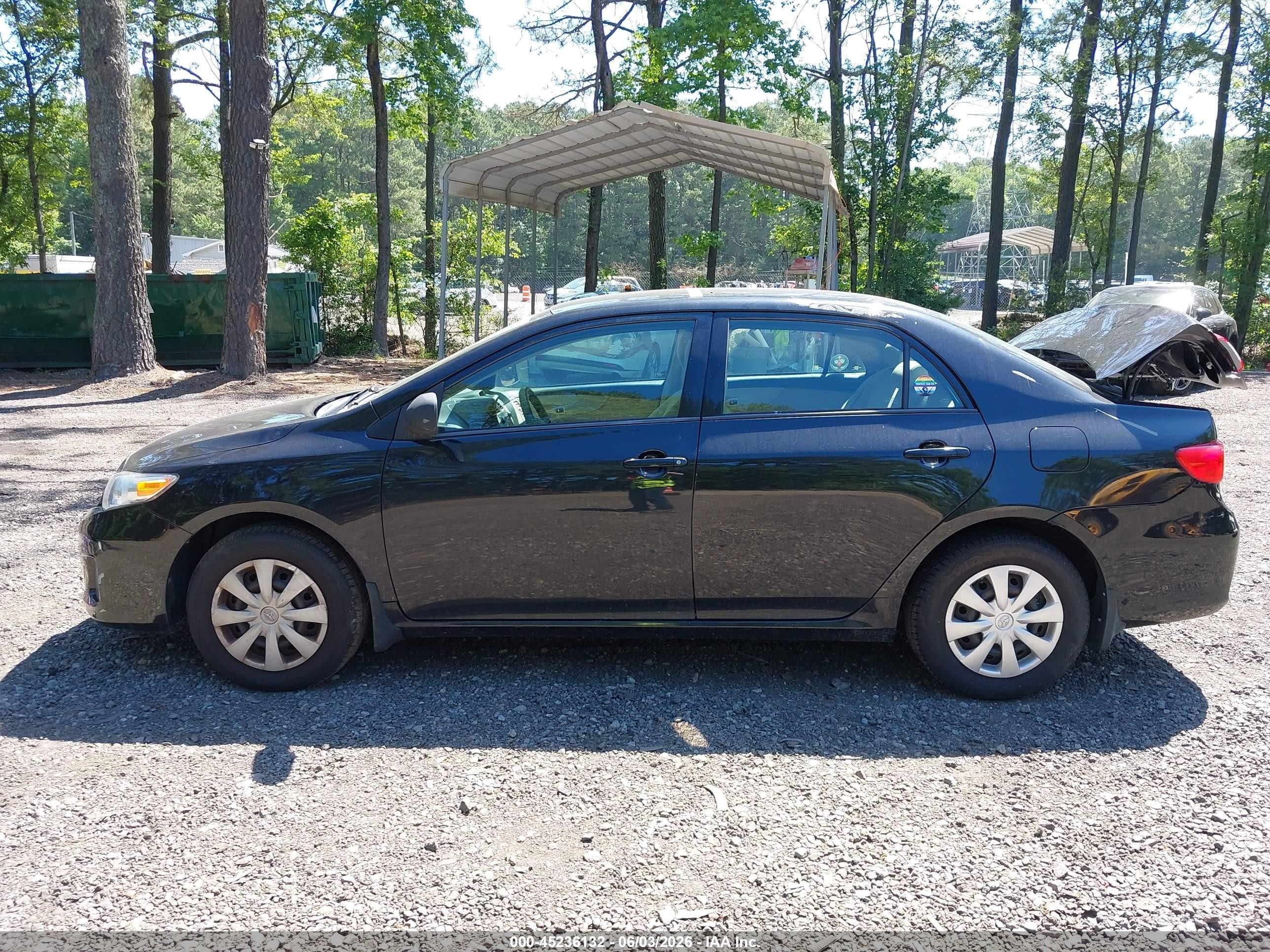 2013 Toyota Corolla L Black vin: 2T1BU4EE5DC998618