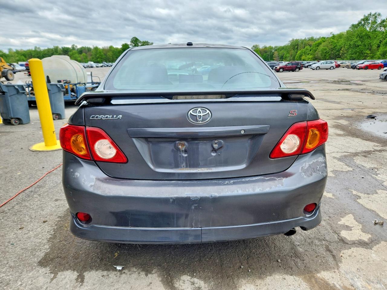 2010 Toyota Corolla S Gray vin: 2T1BU4EE6AC241013